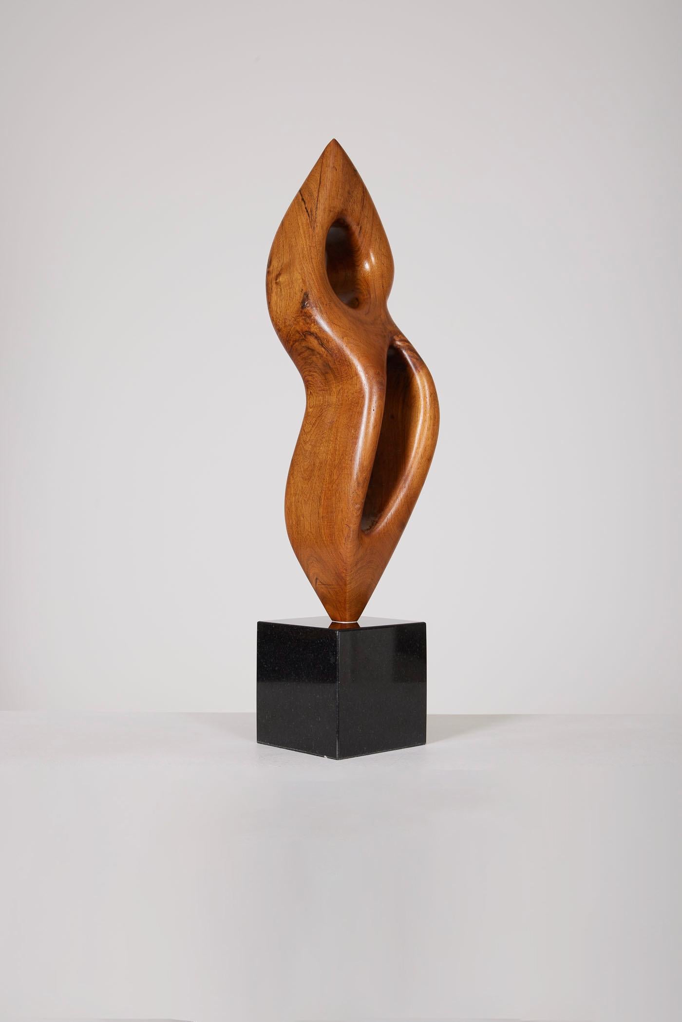  Sculpture abstraite en bois en vente 3
