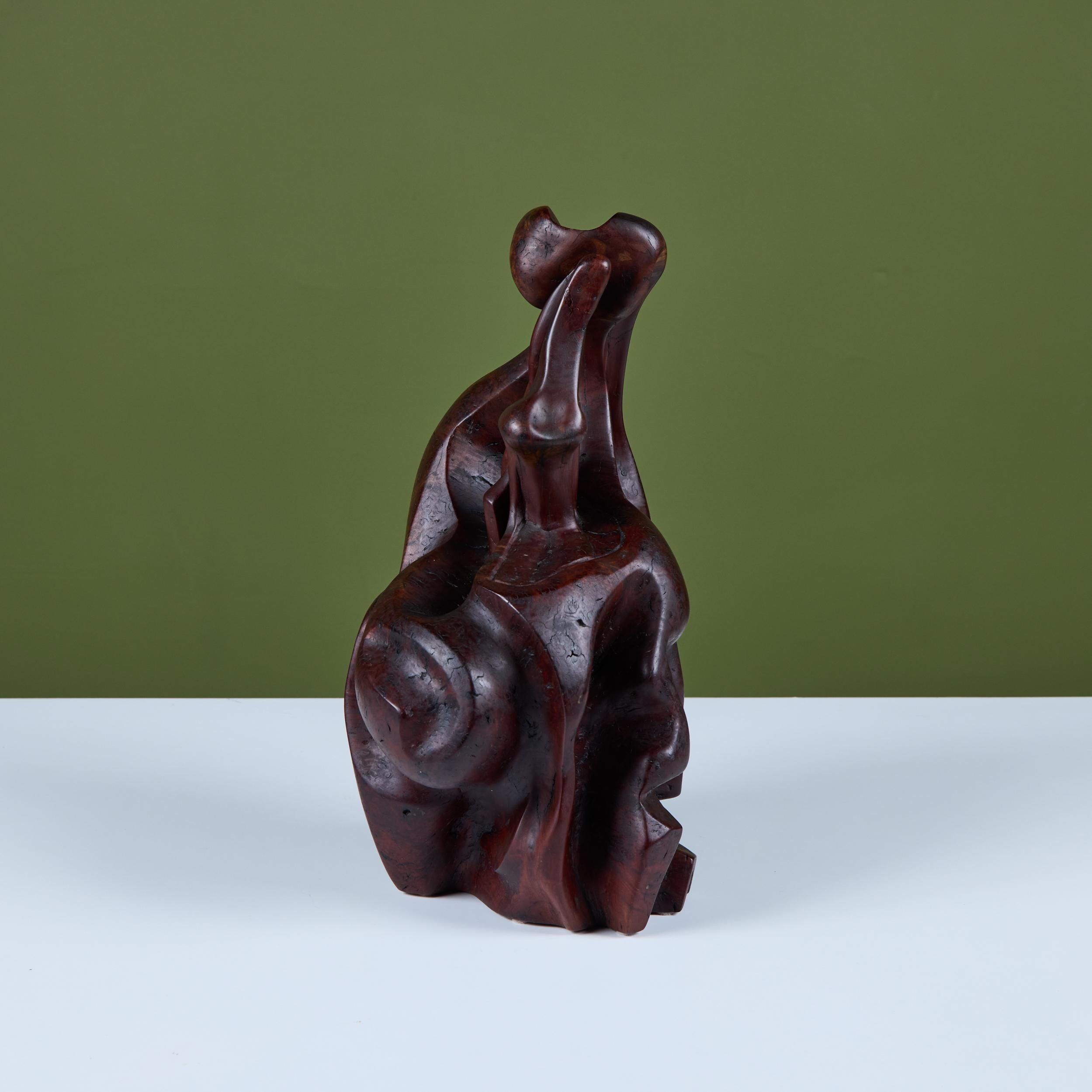 Abstrakte Holzskulptur im Angebot 2