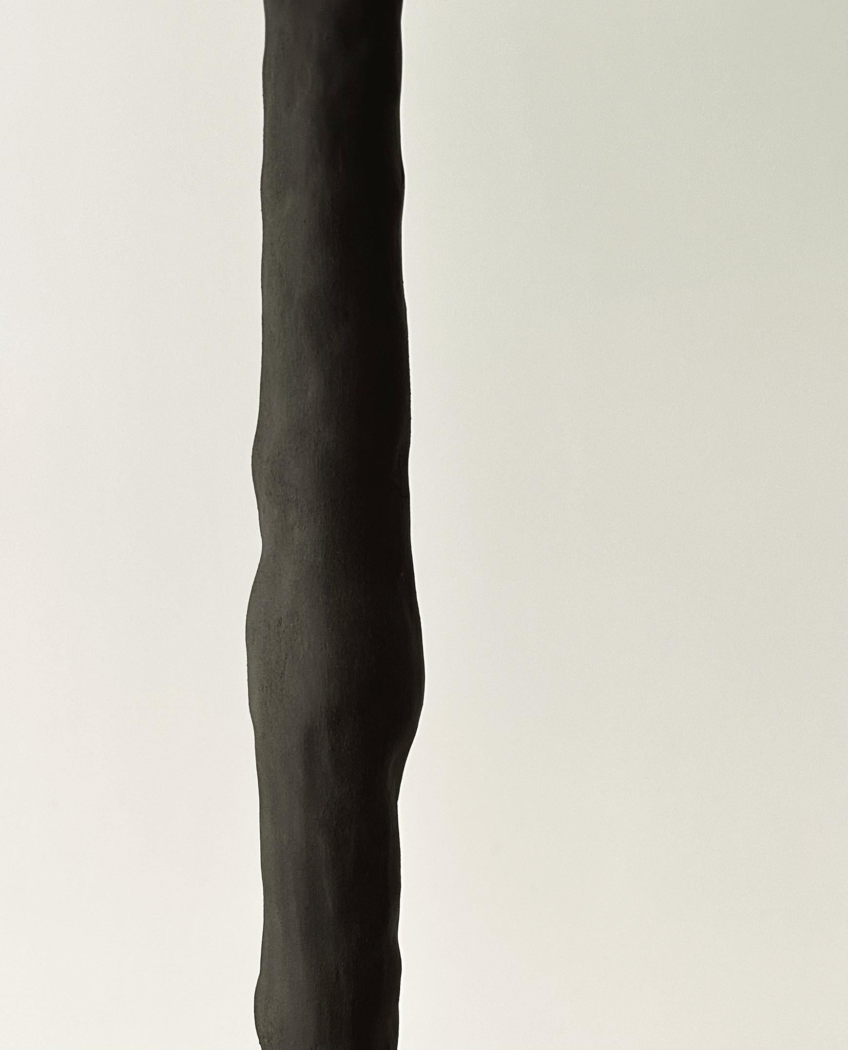 Abstrakte Holz-Tischlampe von Atelier Monochrome (Französisch) im Angebot
