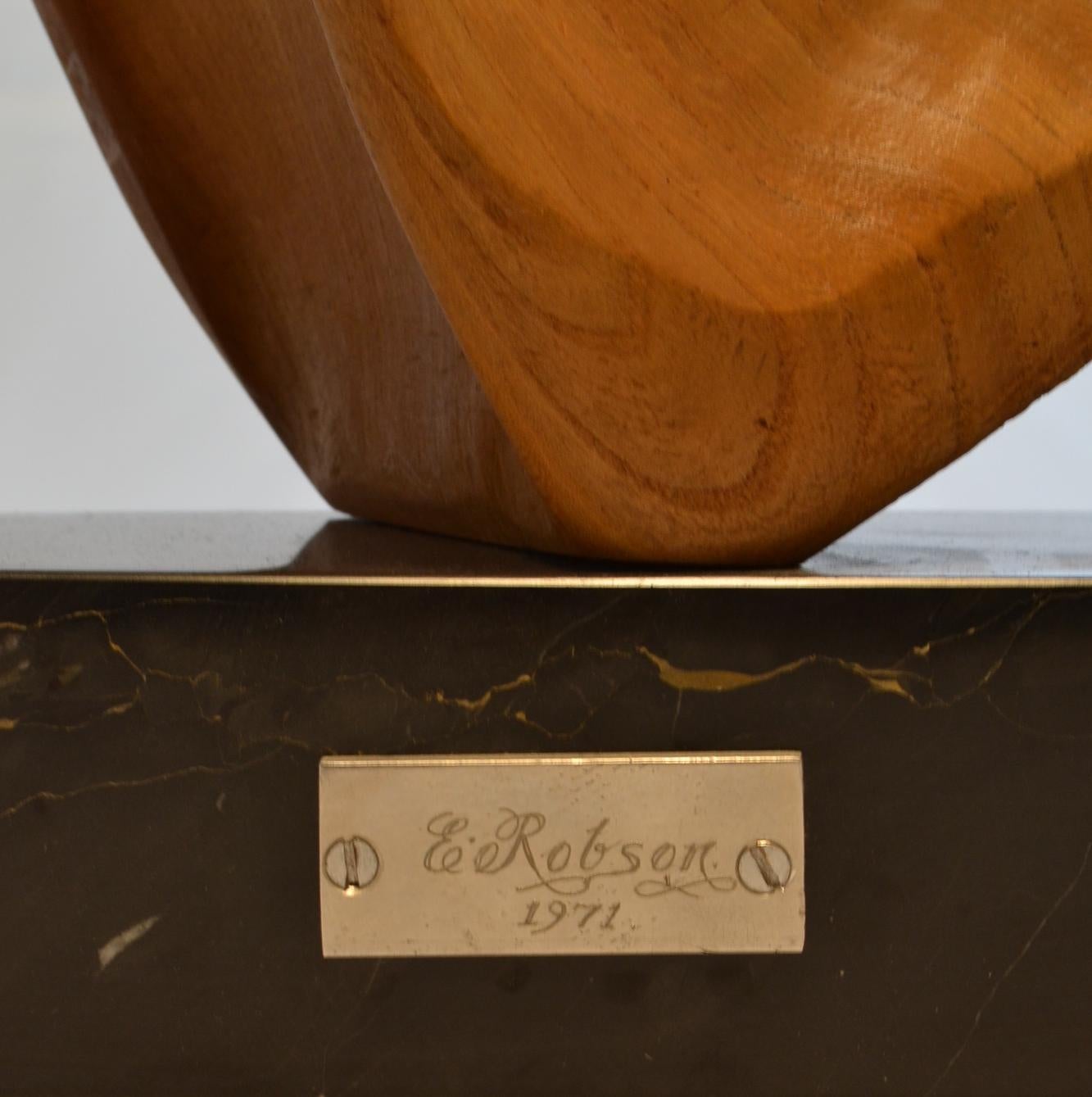 Fait main Sculpture abstraite en bois sculptée à la main par Royaume-Uni Robson 1971 en vente