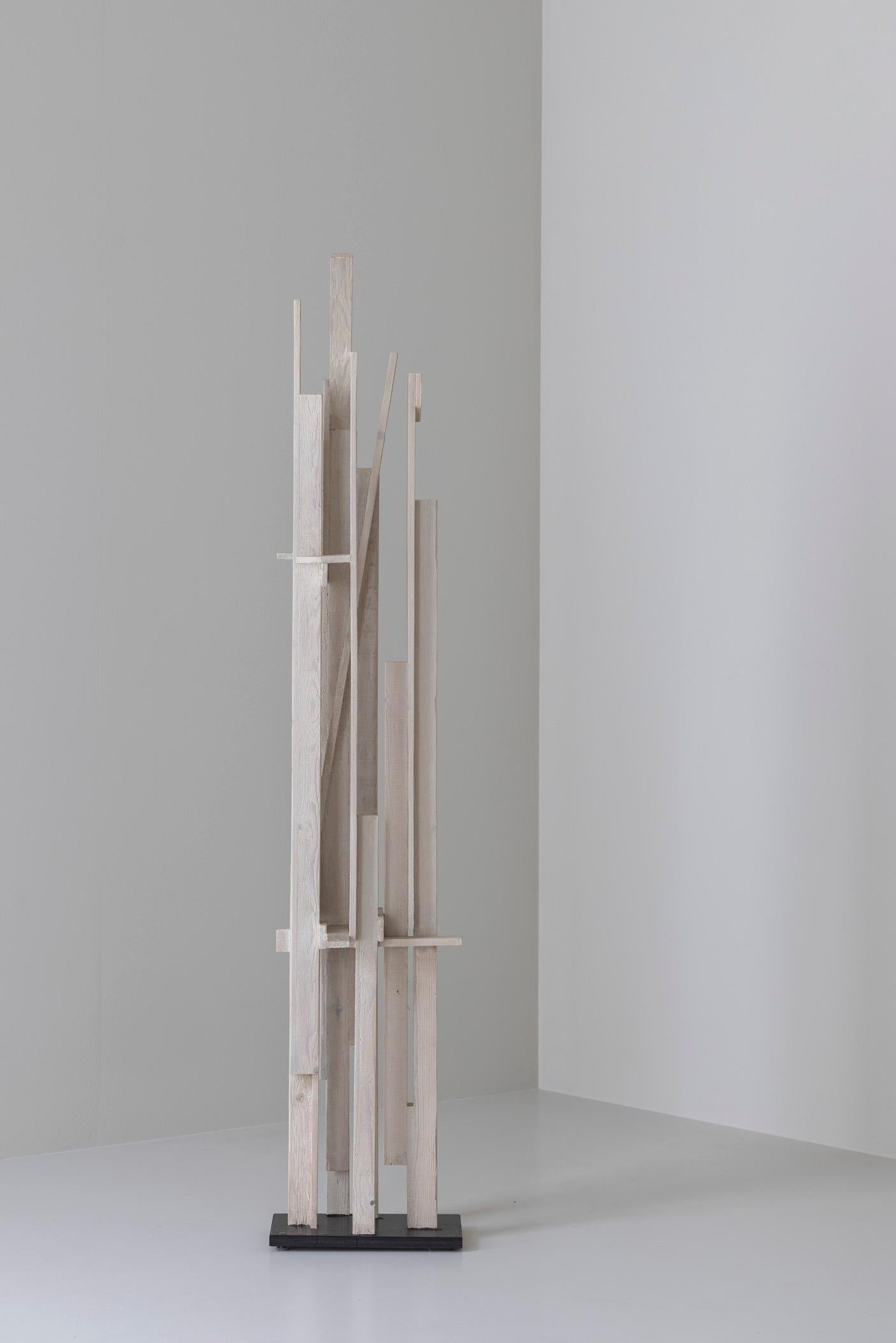 Abstract wooden sculpture by R. Ditmarch, The Netherlands 1970s. For Sale 4