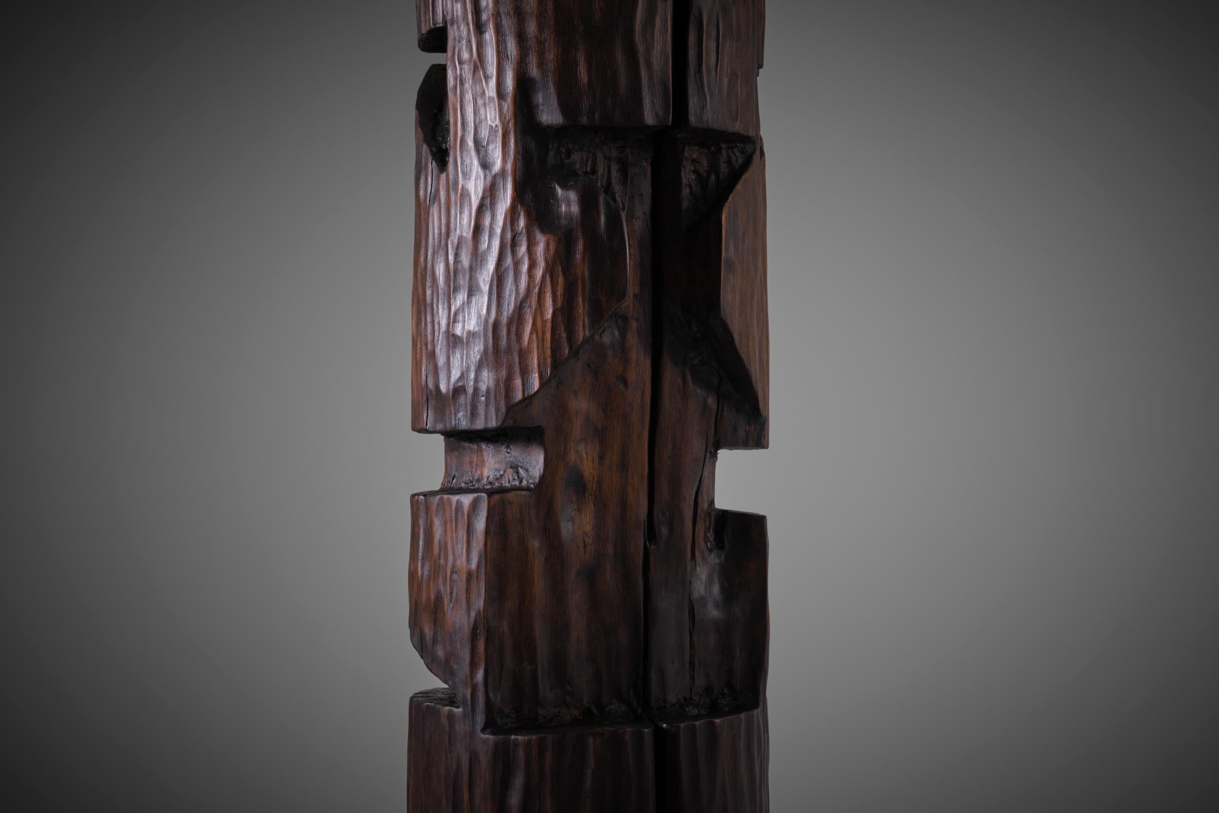 Abstract wooden Totem sculpture by Frans Nielen, 1970s For Sale 1