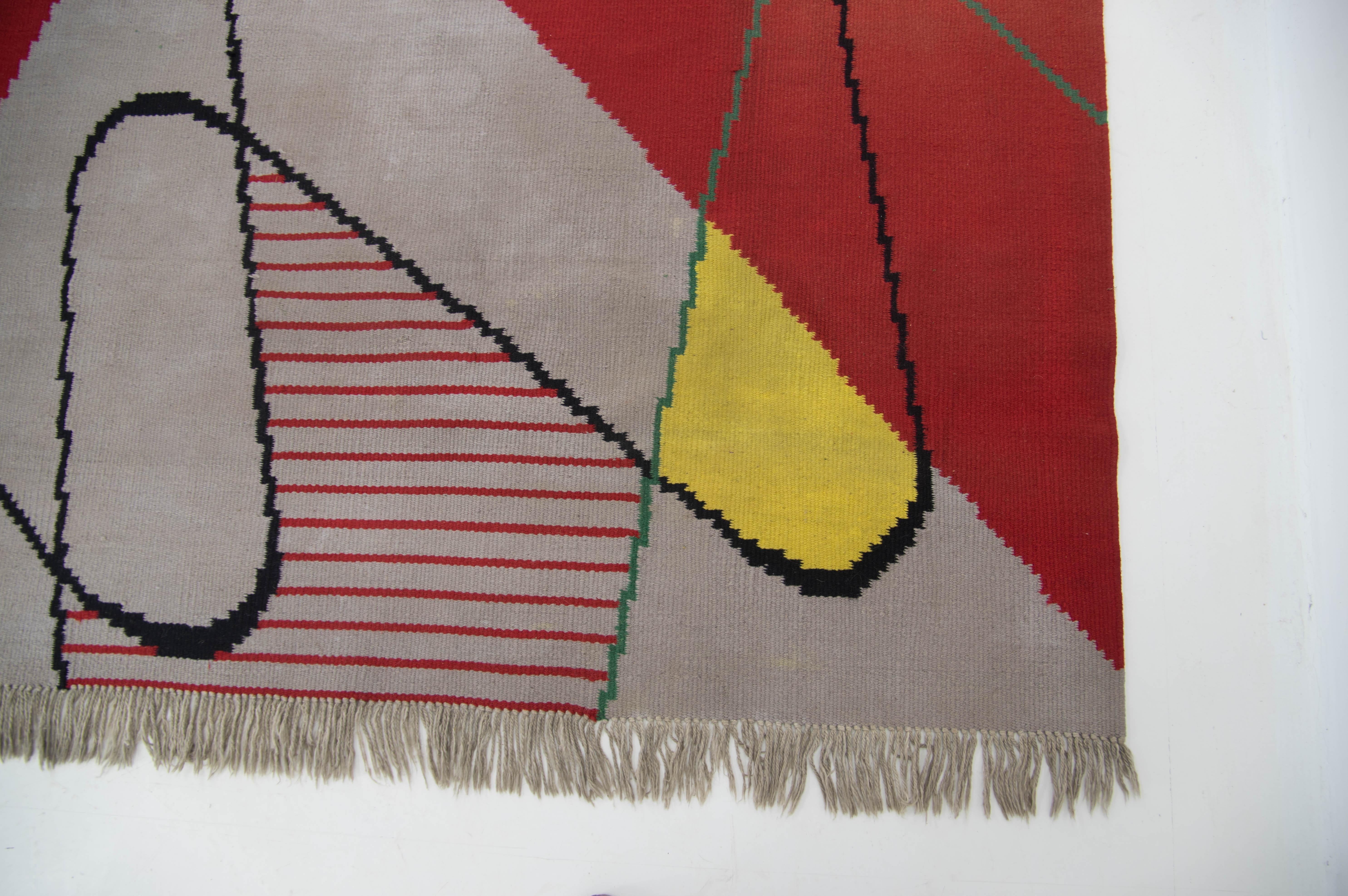 Abstract Wool Carpet, Czechoslovakia, 1950s In Good Condition For Sale In Praha, CZ