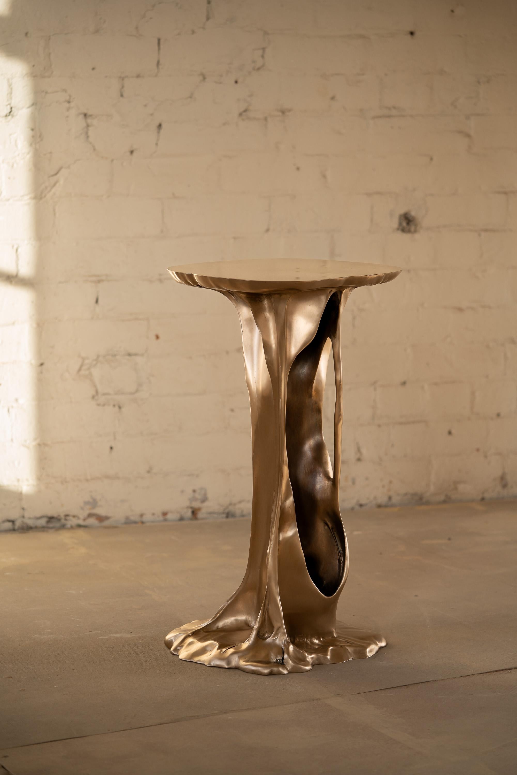 Cuivre Table d'appoint Abstraction II par Kris Lamba Studio en vente