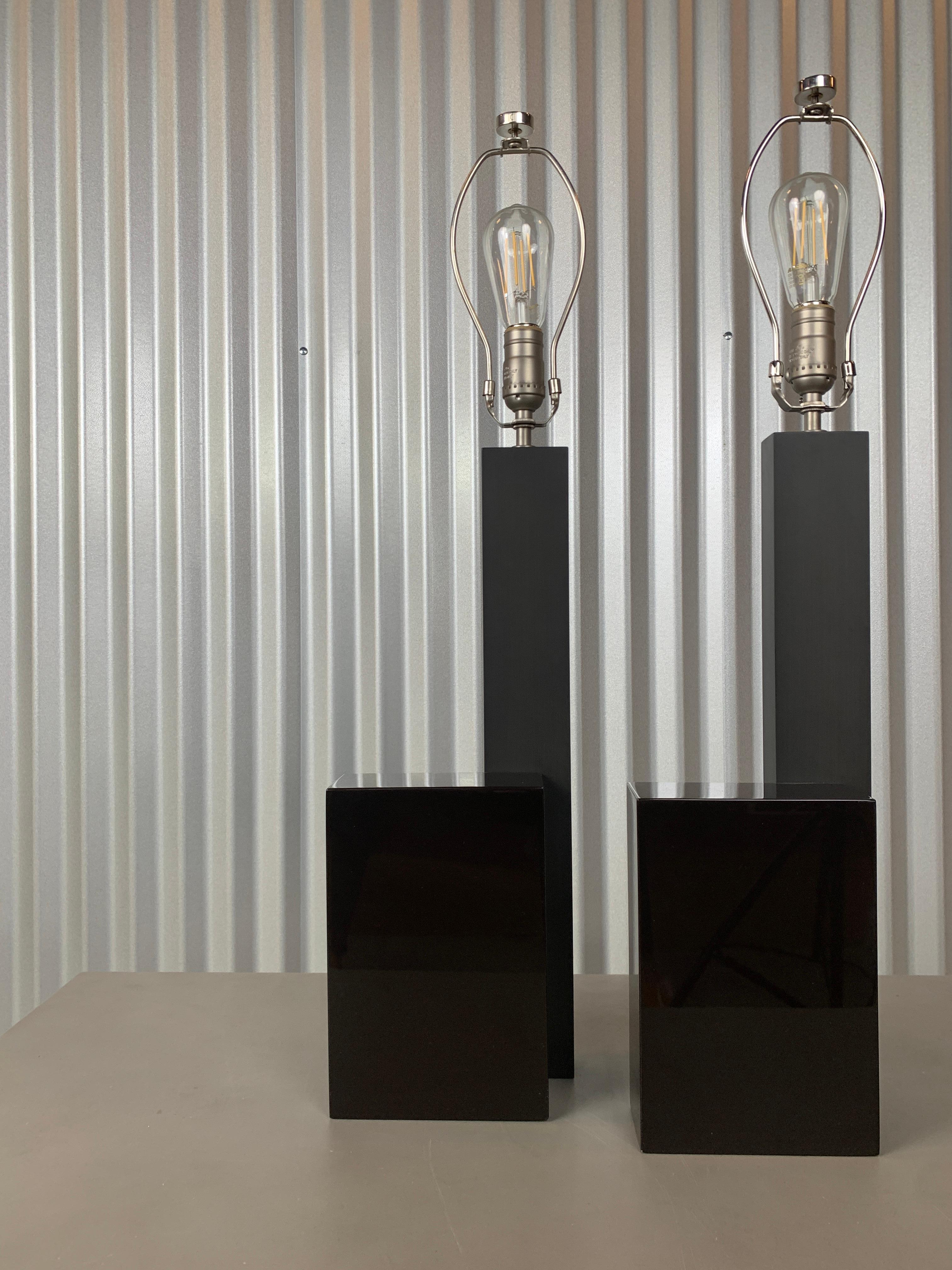 Acier Lampes de table Abstraction d'Herve Langais (Paire)  en vente