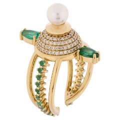 Abundance Ring in 18 Karat Gold with Diamonds, Emeralds And A Pearl