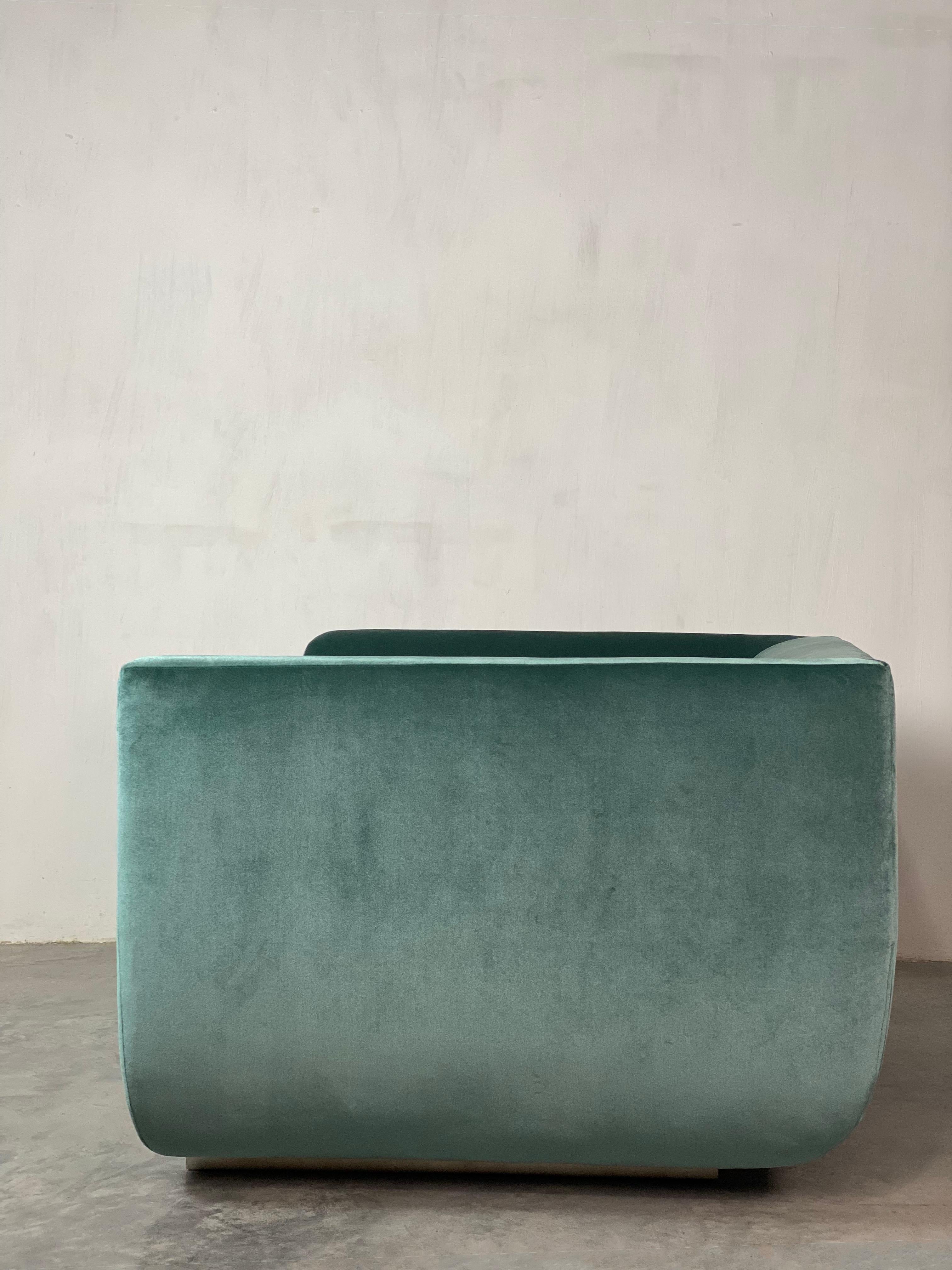 Hand-Crafted ABYSS Armchair in Mint and Ocean Blue Velvet For Sale