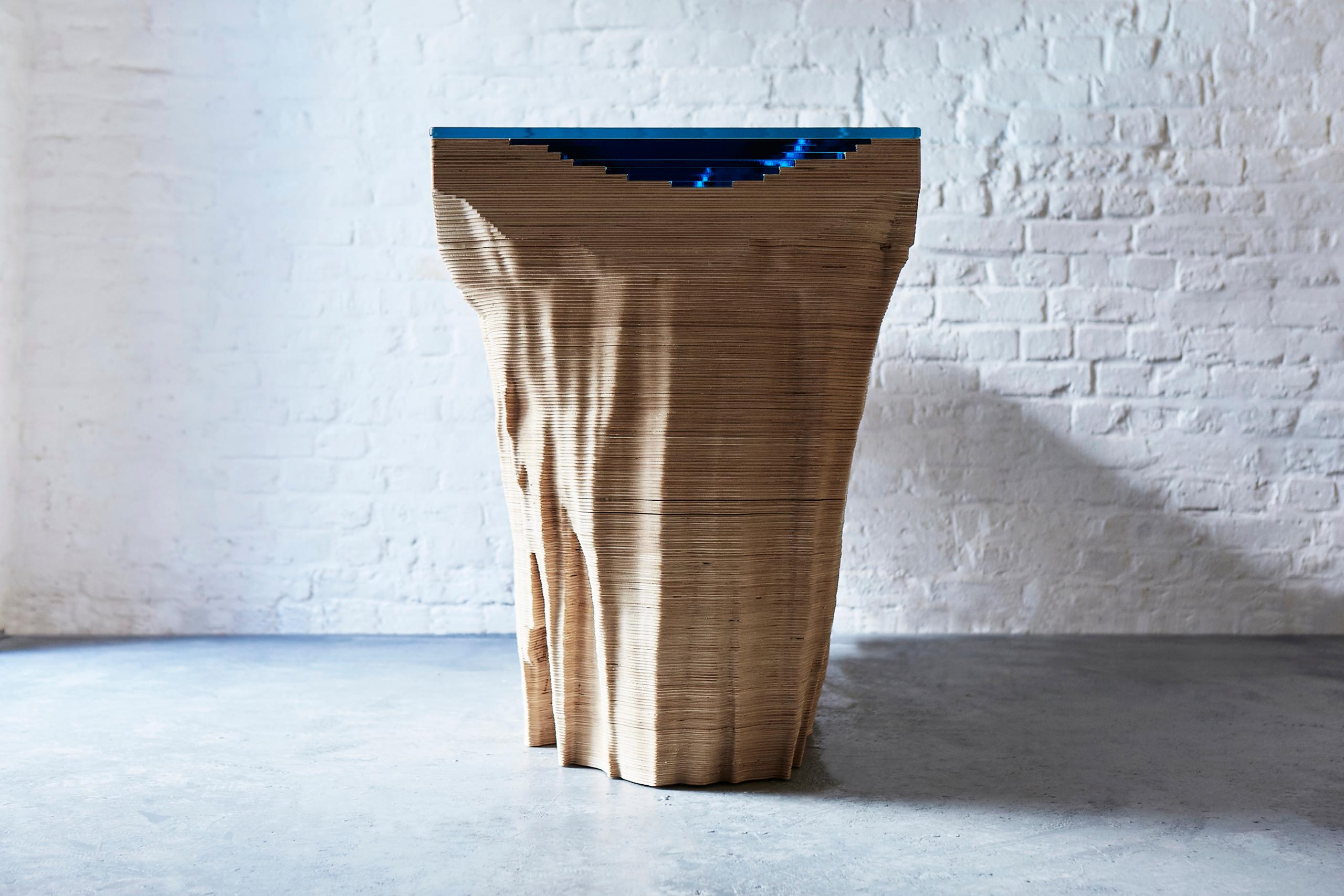 21st Century Abyss Console Table in Birch & Glass For Sale 4