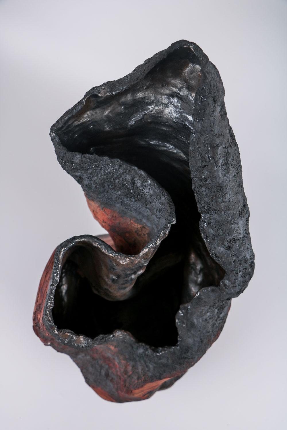 Abyss No. 13 Sculptural Vessel by Ceren Gürkan In New Condition For Sale In Istanbul, TR