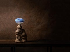 Lampada da tavolo scultorea ABYSS No. 4 in gres e vetro soffiato a mano