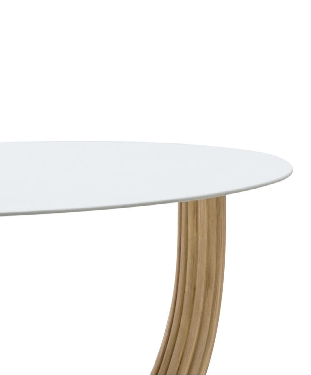 Moderne Table basse Acacia de Kenneth Cobonpue en vente