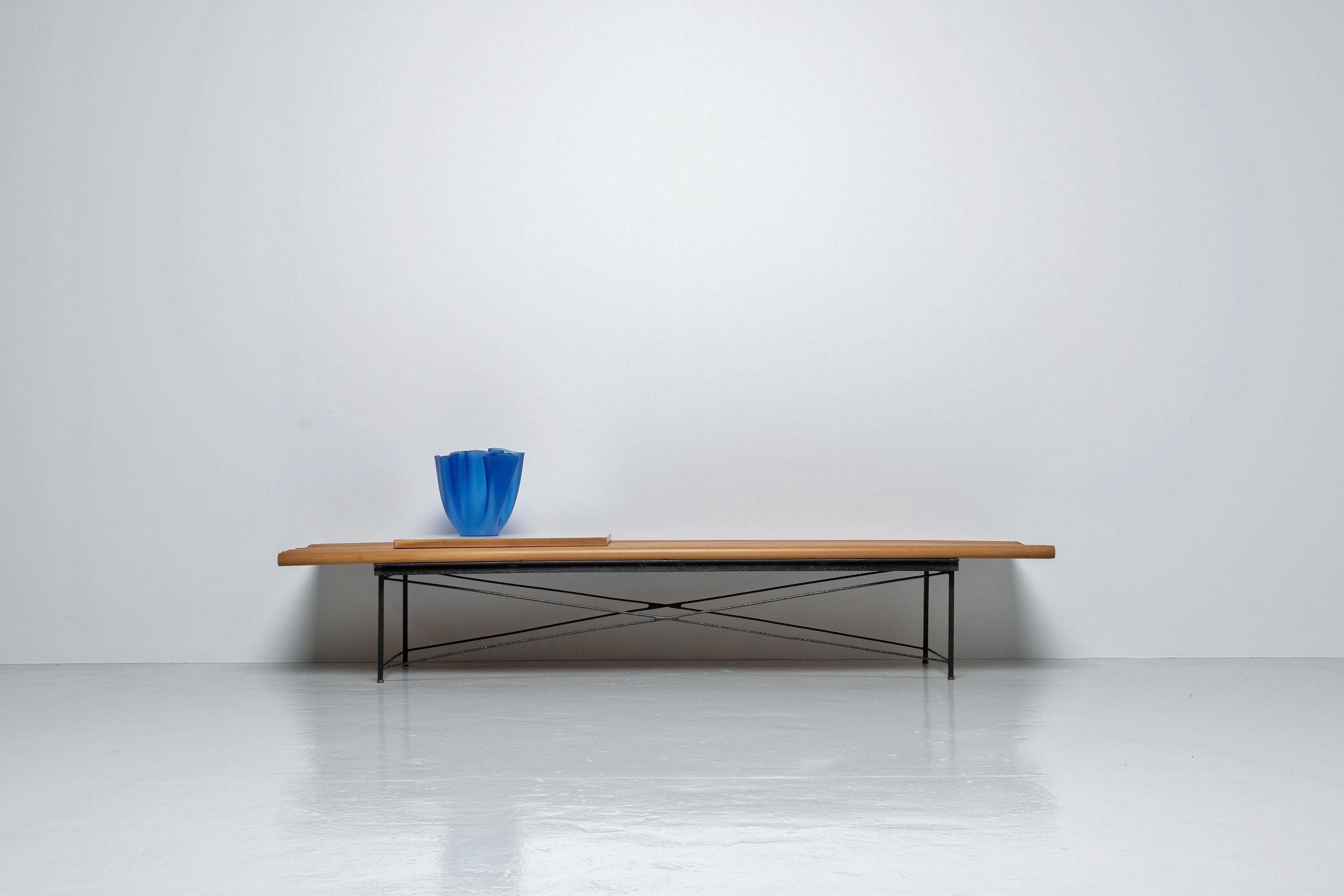 Hereby we offer you a rare chance to acquire a very unique piece from Brazil. This beautiful bench designed in the 1950’s by Brazillian architect Acácio Gil Borsoi, an architect that was born in the Rio region and moved to Recife, where he had a