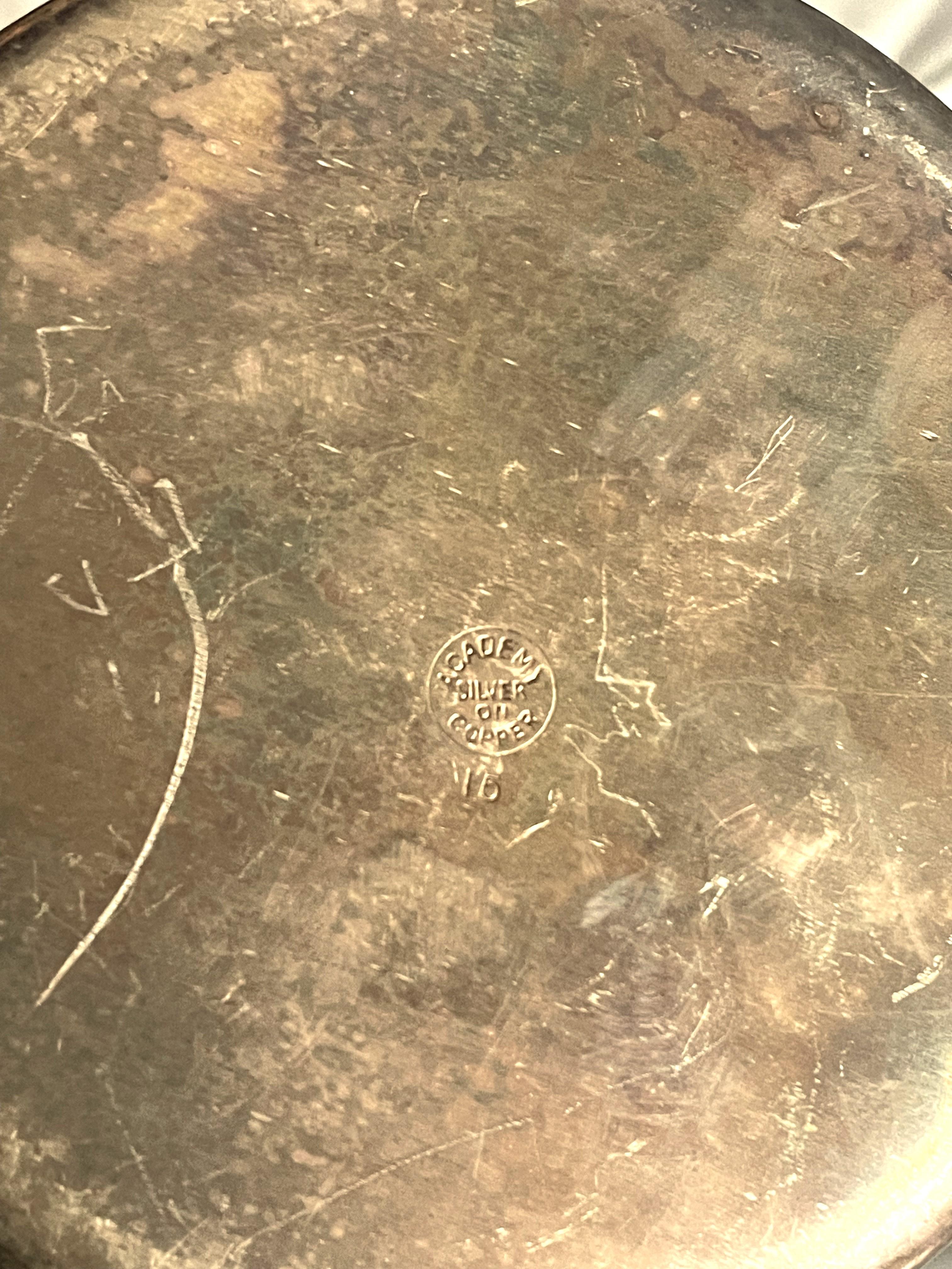 Jarra de agua bulbosa de plata sobre cobre de mediados de siglo de la Academia en venta 1