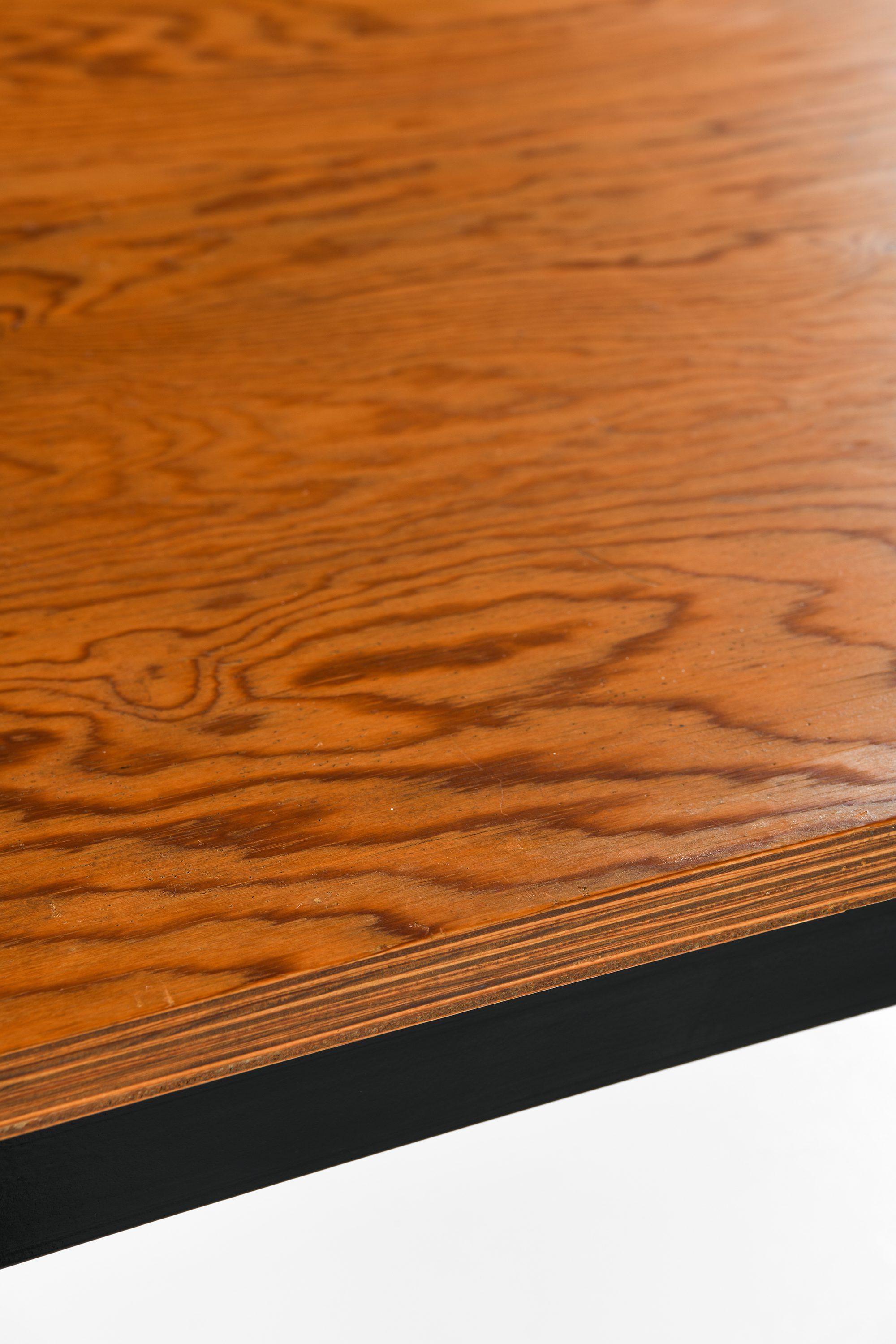 Academy Table in Black Lacquered Steel and Pine by Poul Kjærholm, 1950's For Sale 3