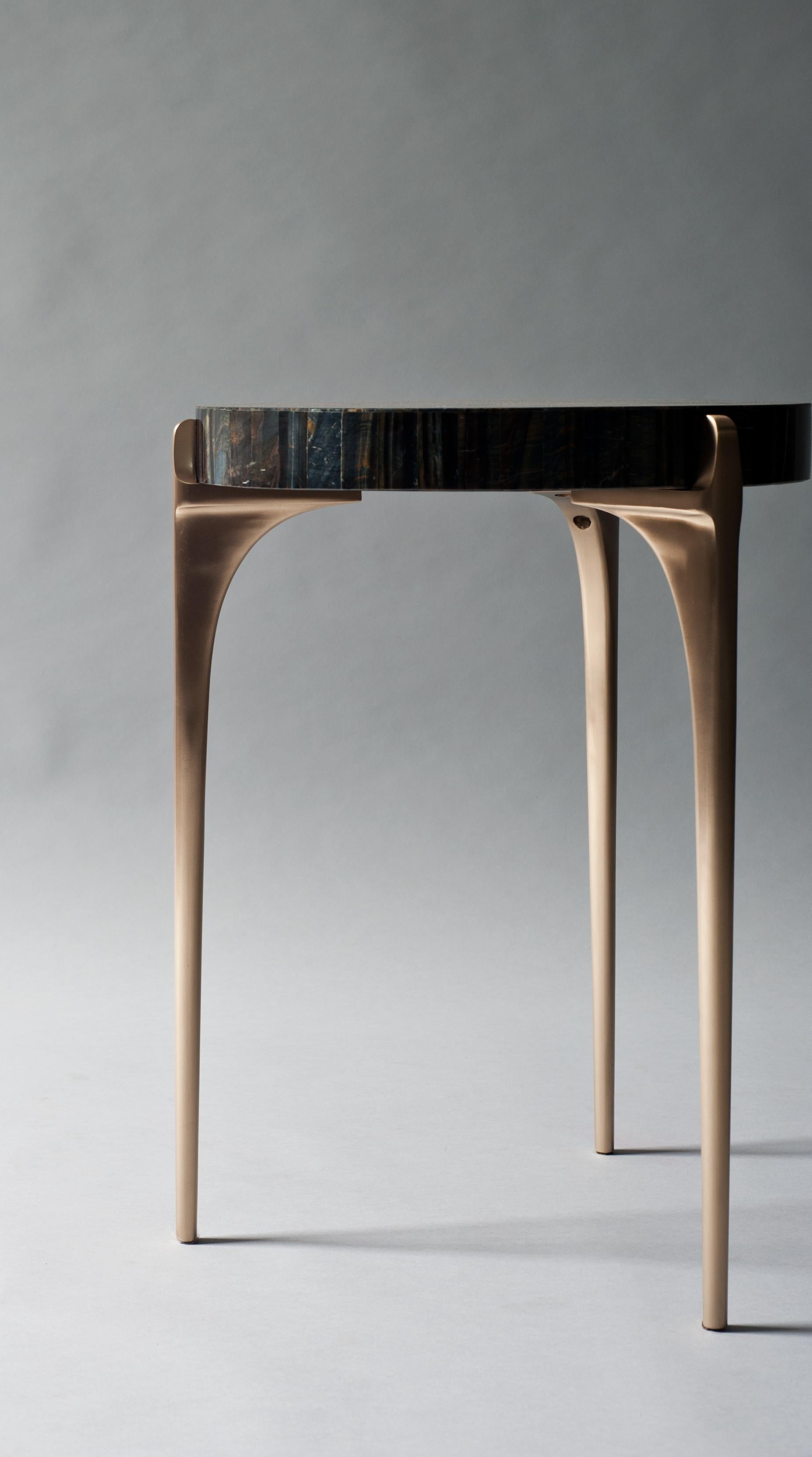 Acantha Side Table by Demuro Das In New Condition In Geneve, CH