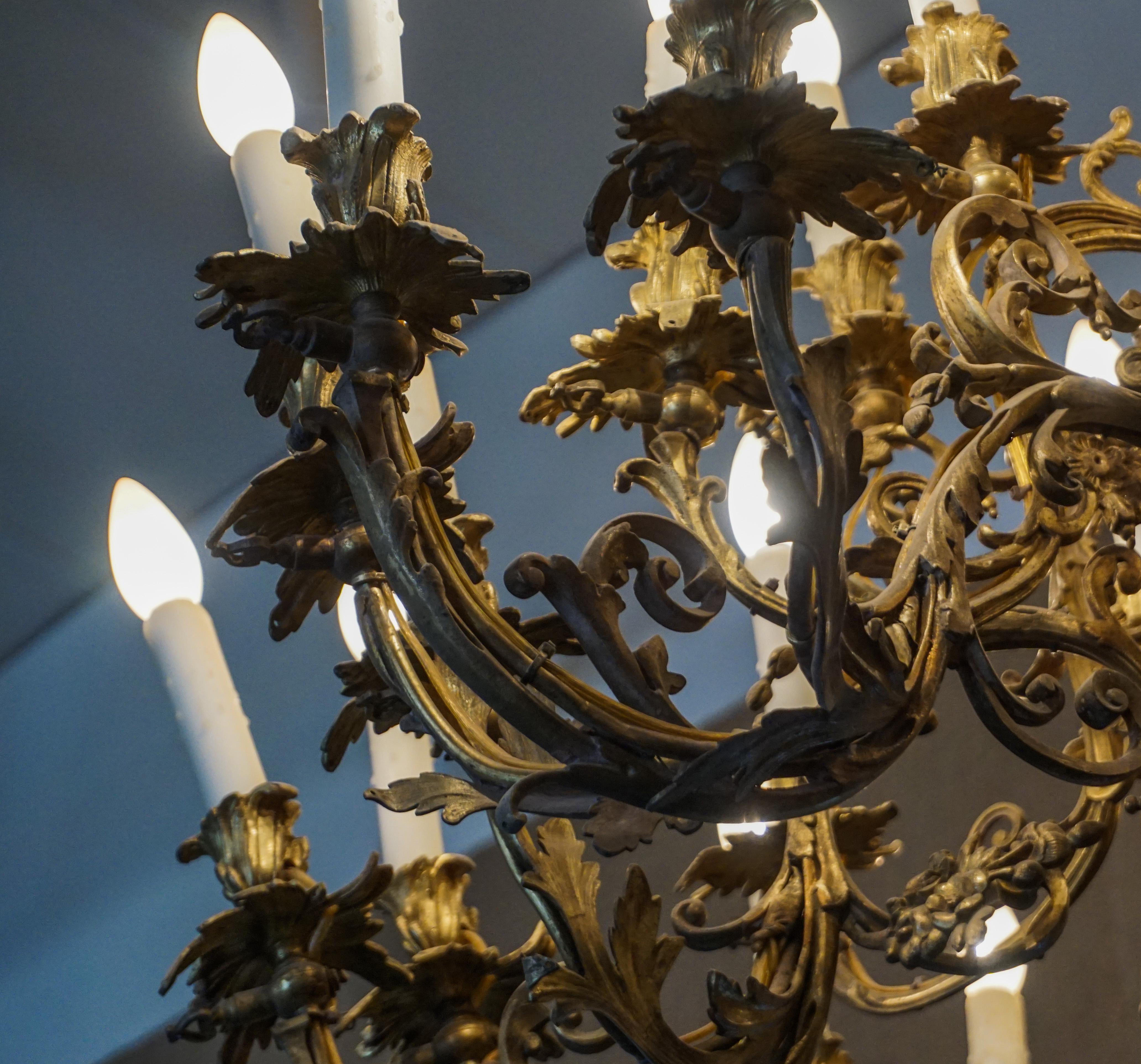 French Acanthus Bronze Chandelier, circa 1850 For Sale