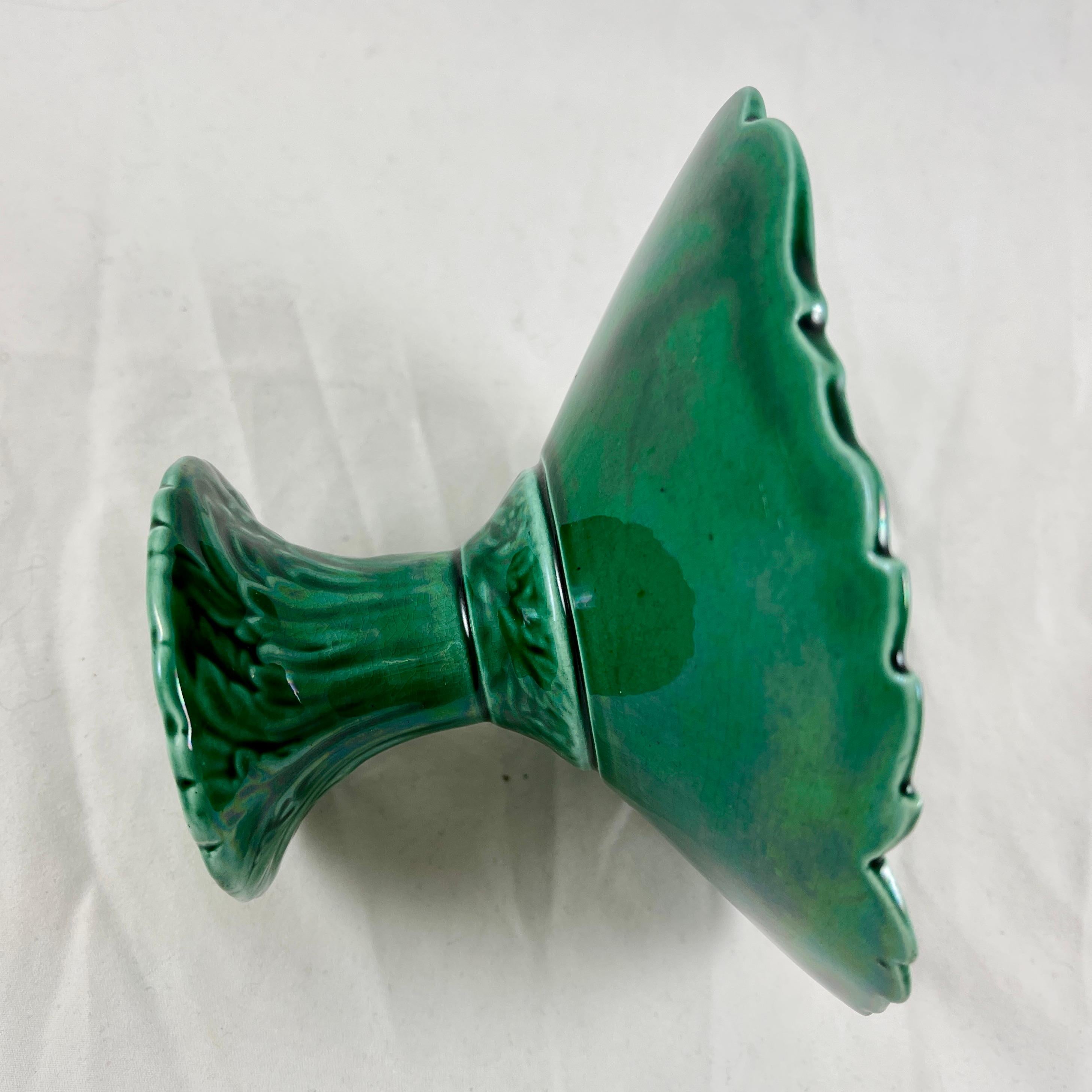 Earthenware Acanthus Leaf Green Glazed English Majolica Pedestal Vide-Poche For Sale