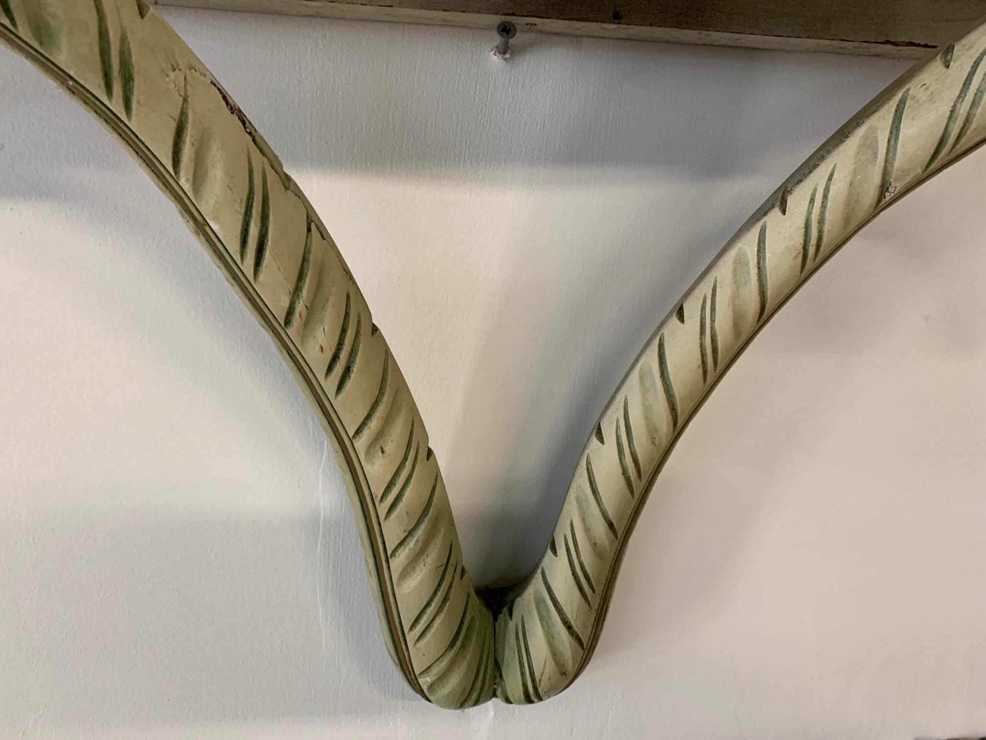 Acanthus Leaf Wall Bracket in the Manner of Dorothy Draper In Good Condition In Jacksonville, FL