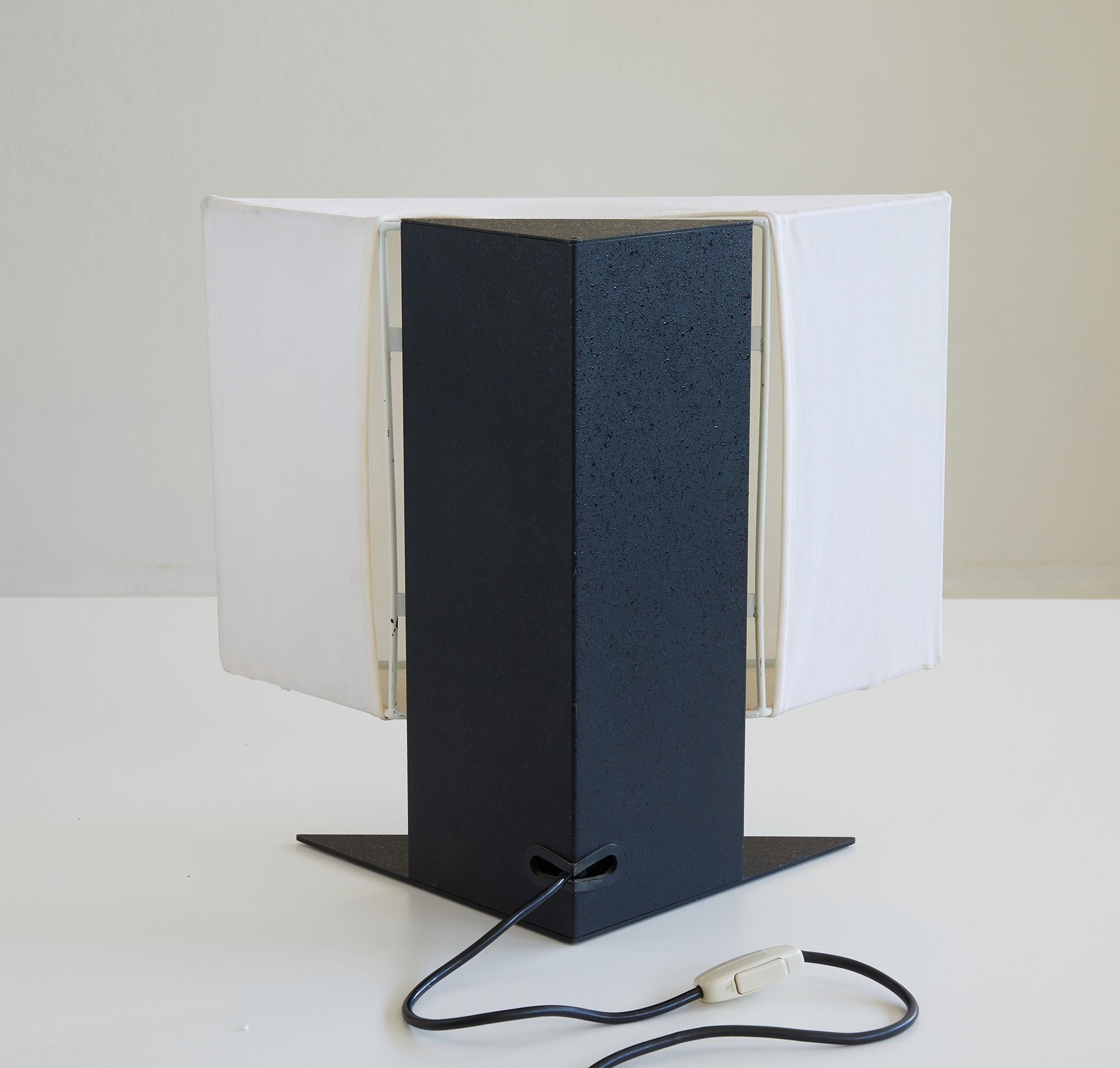 Accademia table lamp by Cini Boeri, Artemide 1978 For Sale 1