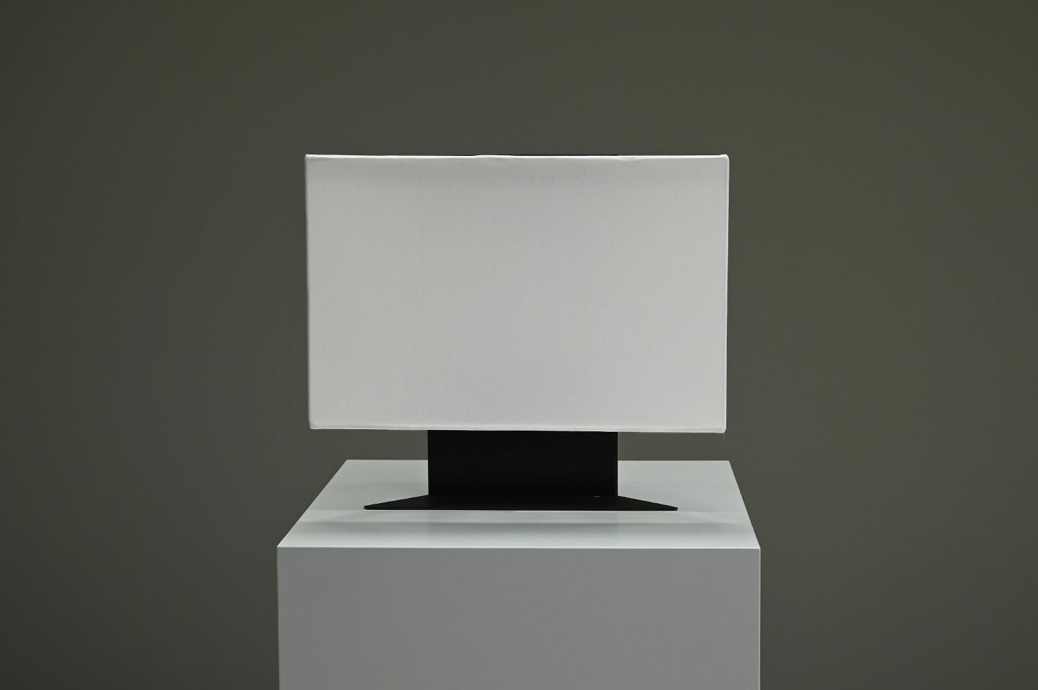 Mid-Century Modern Accademia table lamp from Cini Boeri for Artemide, 1970s Italy. For Sale
