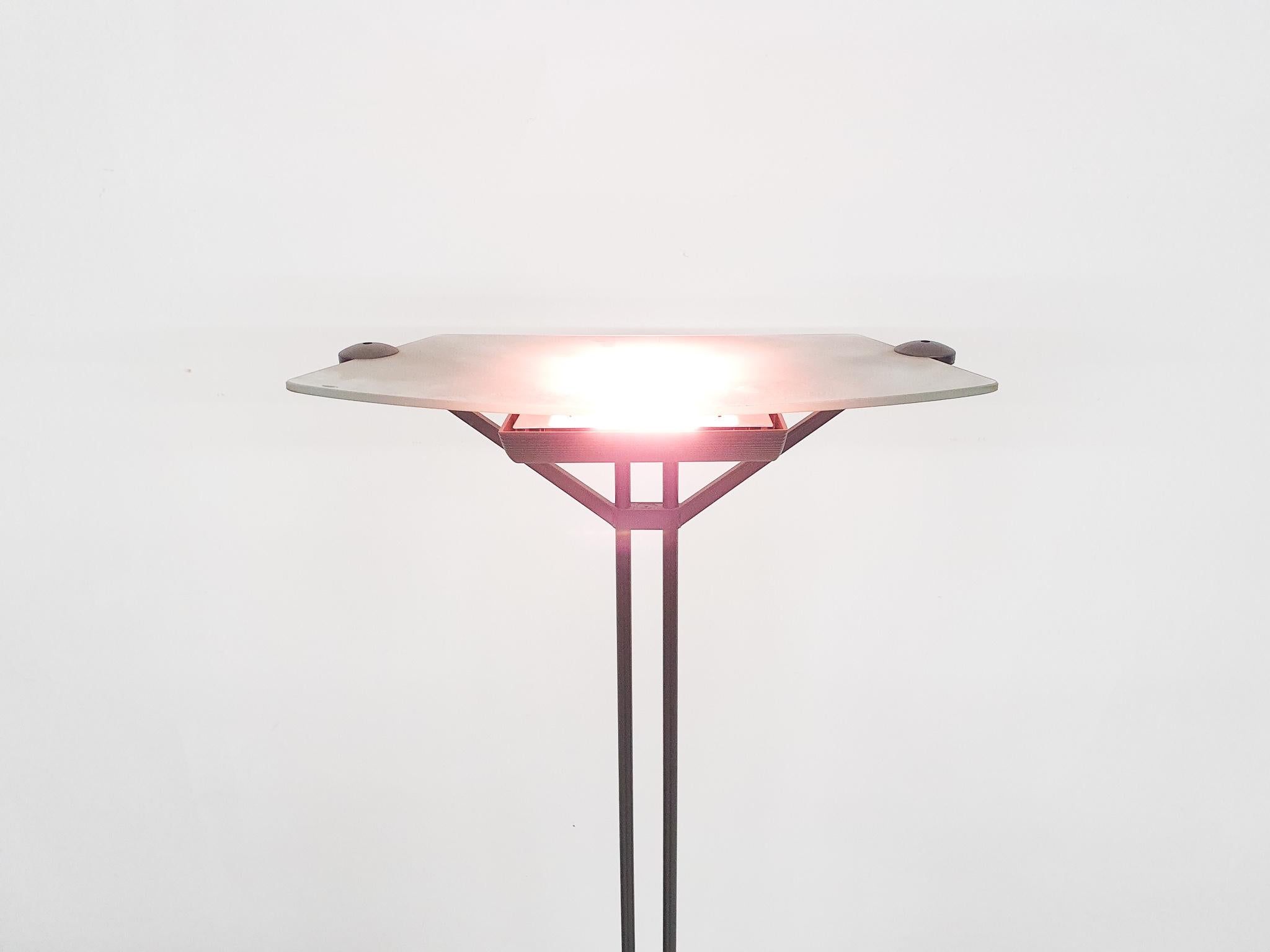 Accademia Terra floor light by Sigheaki Asahara for Luci, Italy 1980's In Good Condition For Sale In Amsterdam, NL