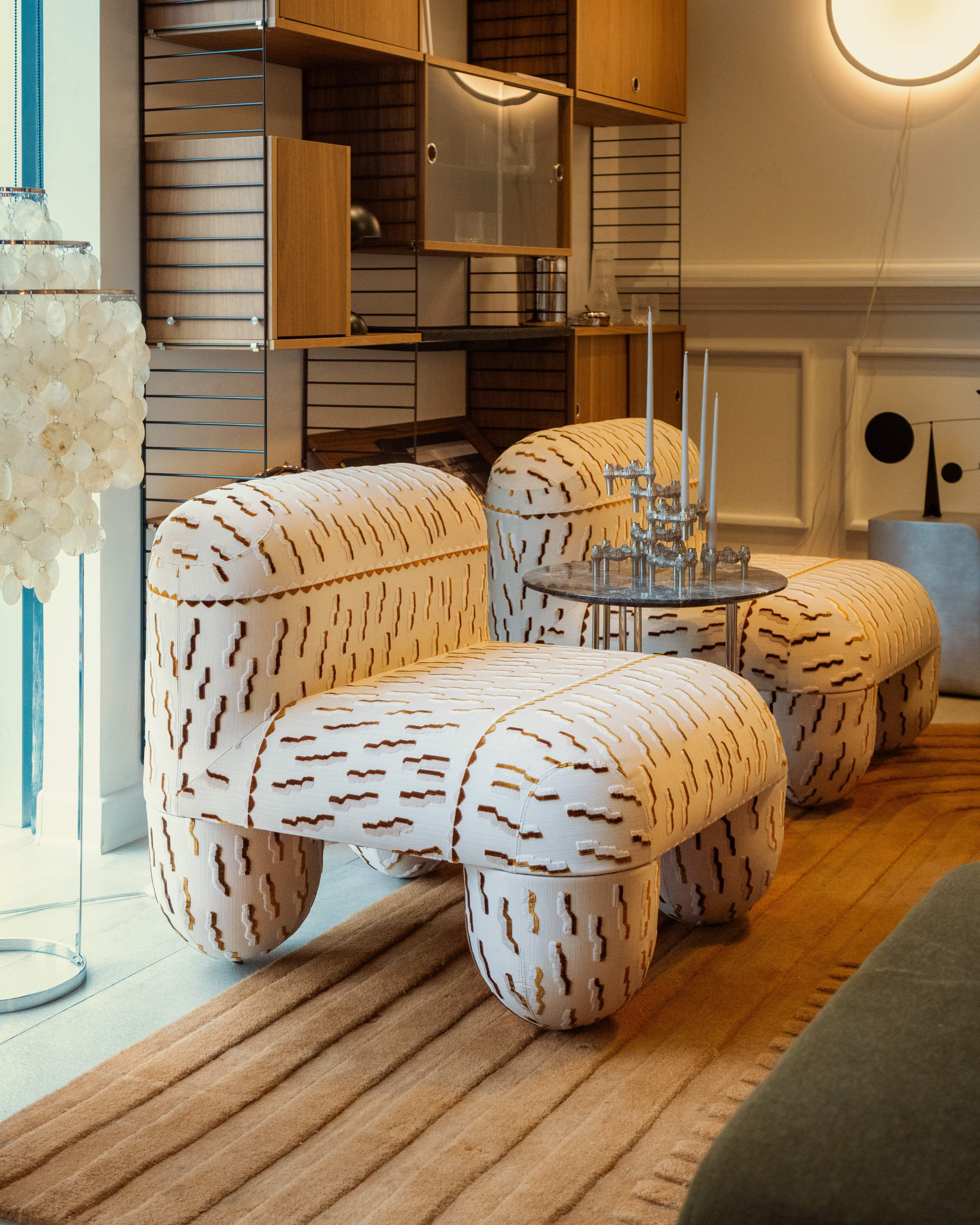 Silla baja moderna Hello en tejido de lana by NOOM Siglo XXI y contemporáneo en venta