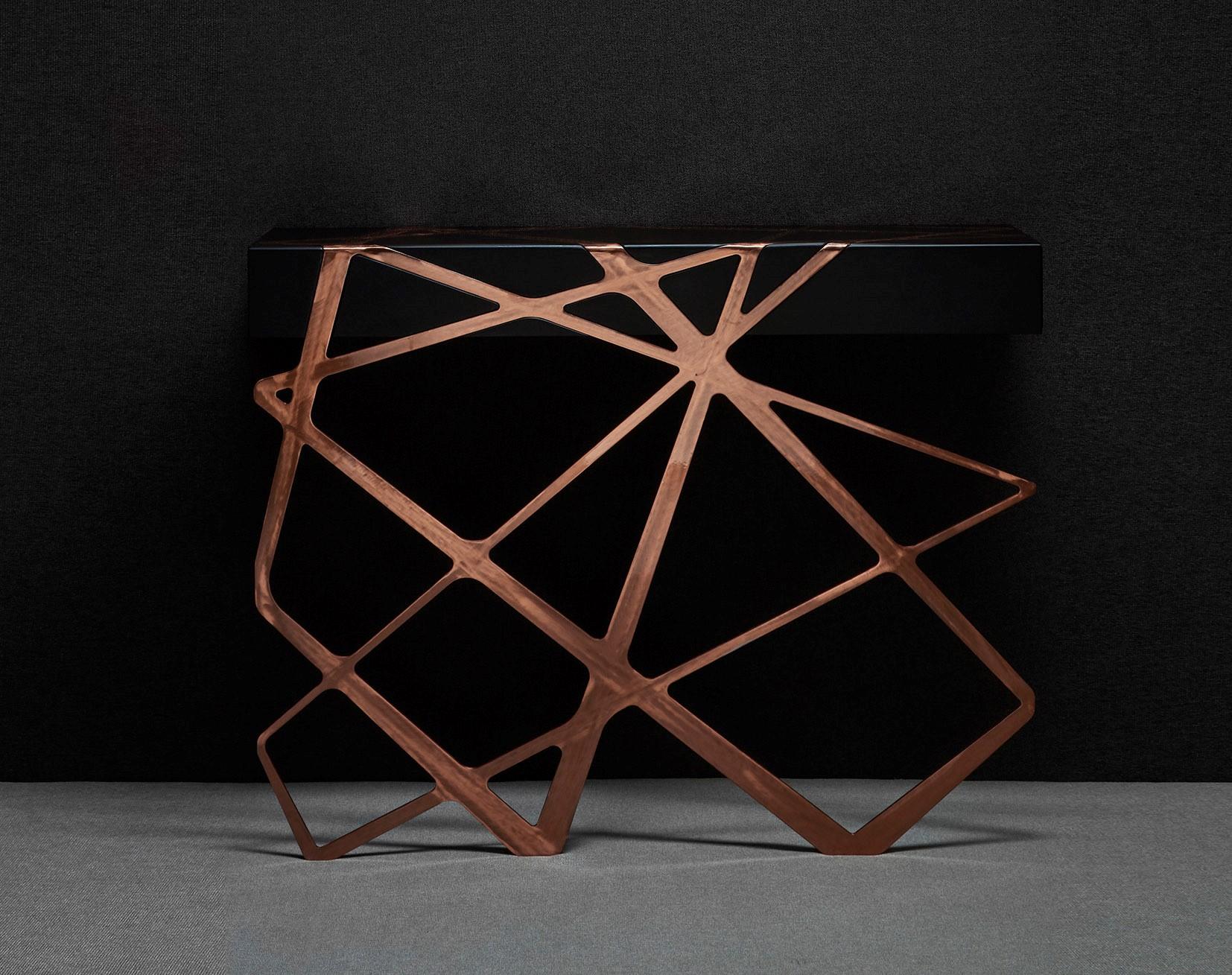 Table console d'appoint The Moderns en bois laqué noir et laiton brossé en vente 7