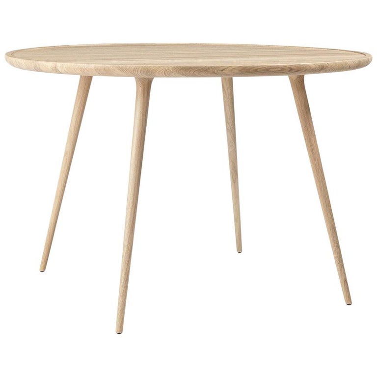 Accent Round Dining Table Oak Matte White Lacquered by Mater Design For ...