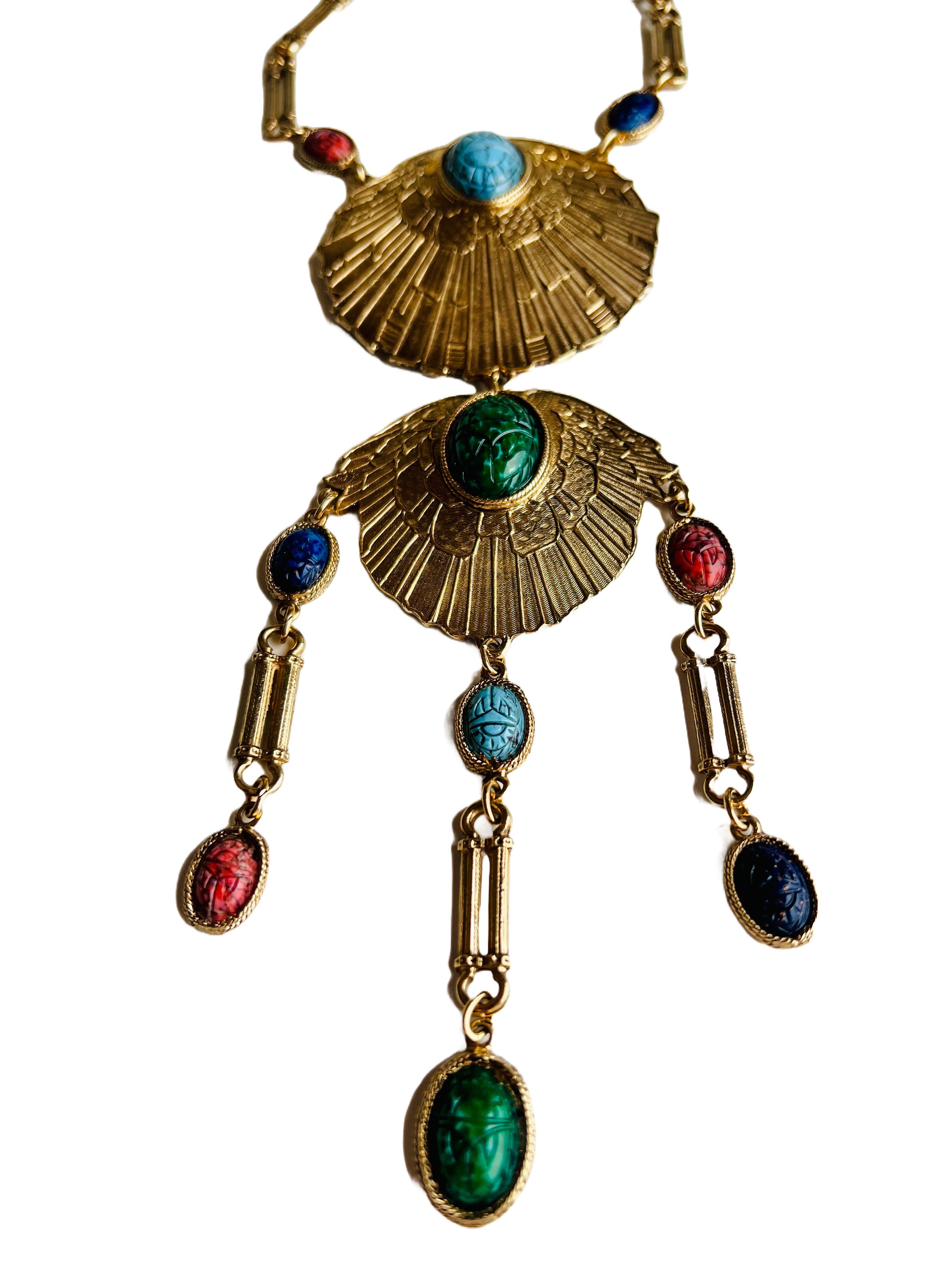 Accessocraft - Collana con medaglione egiziano con scarabeo d'oro di grande effetto in vendita 1