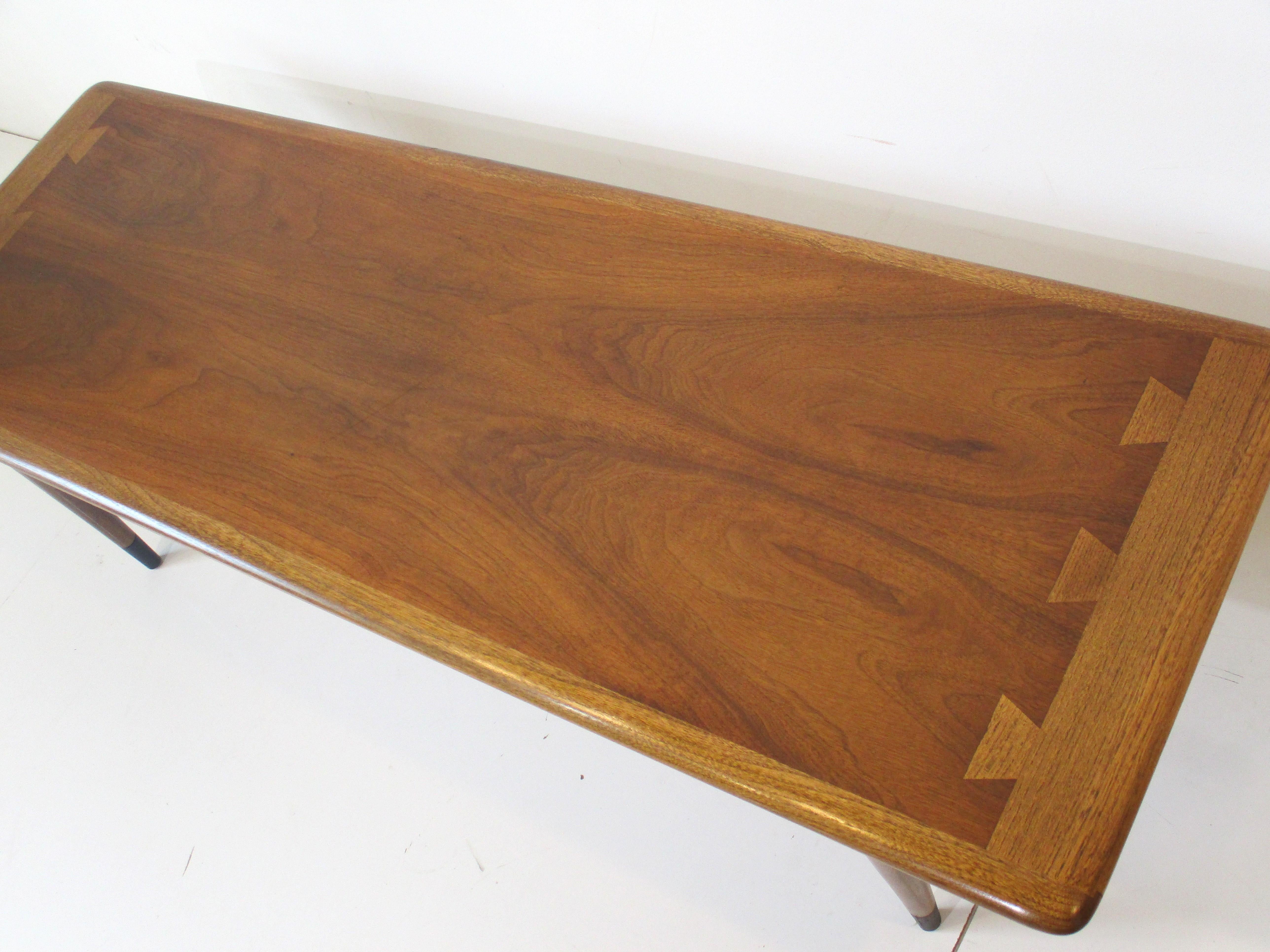 Mid-Century Modern Acclaim Lane Dovetail Coffee Table with Drawer by Andre Bus