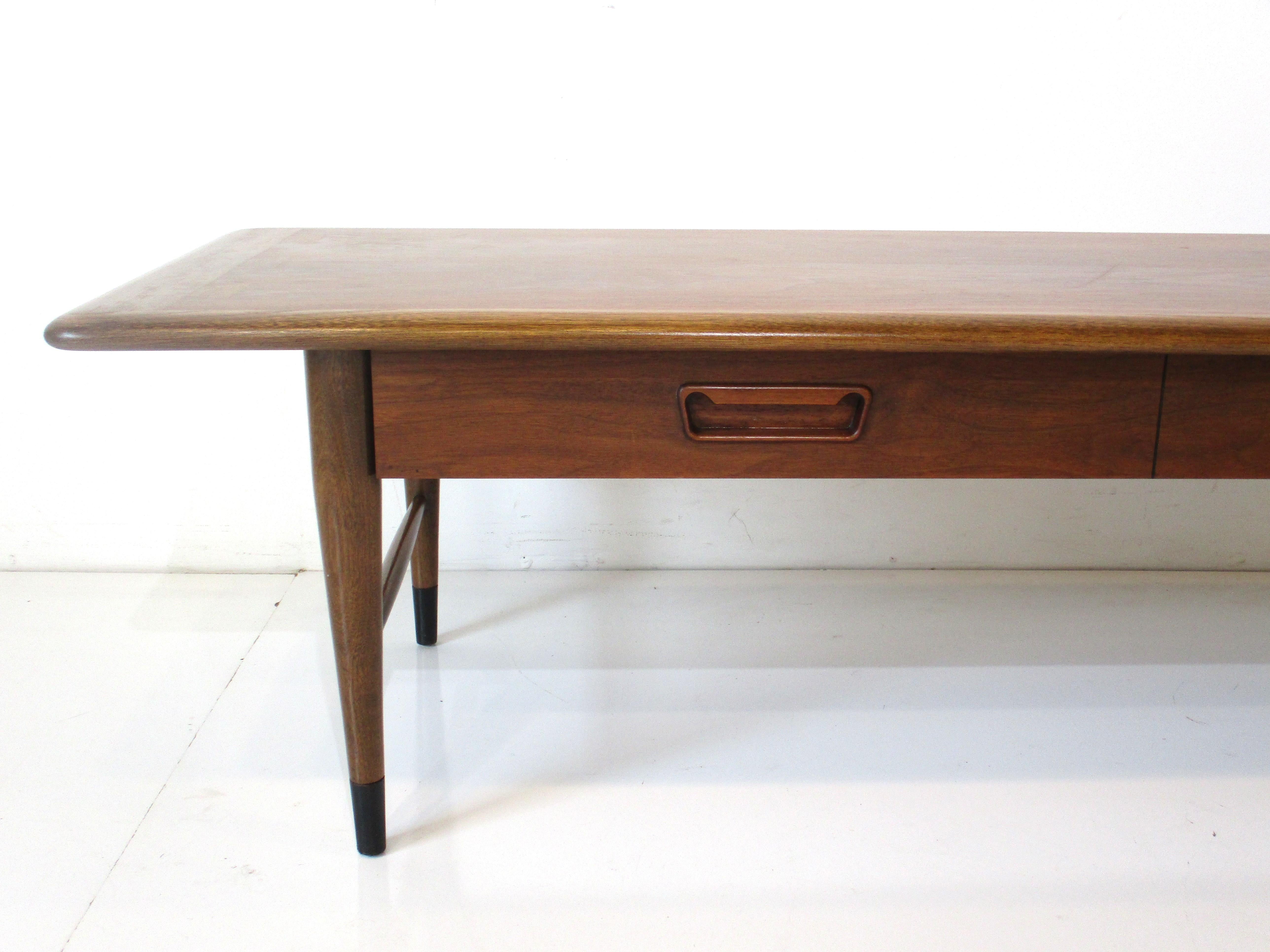 American Acclaim Lane Dovetail Coffee Table with Drawer by Andre Bus