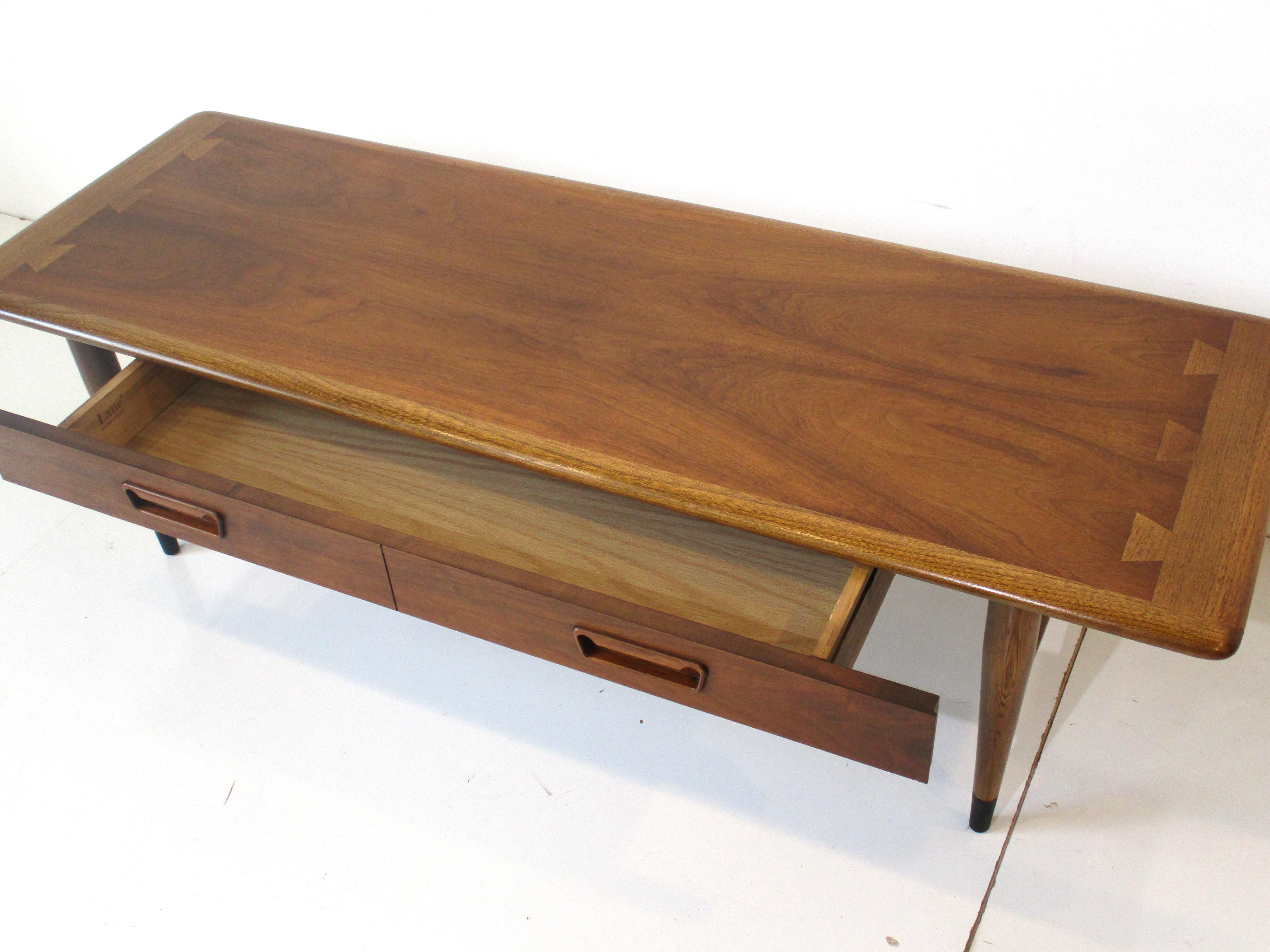 20th Century Acclaim Lane Dovetail Coffee Table with Drawer by Andre Bus