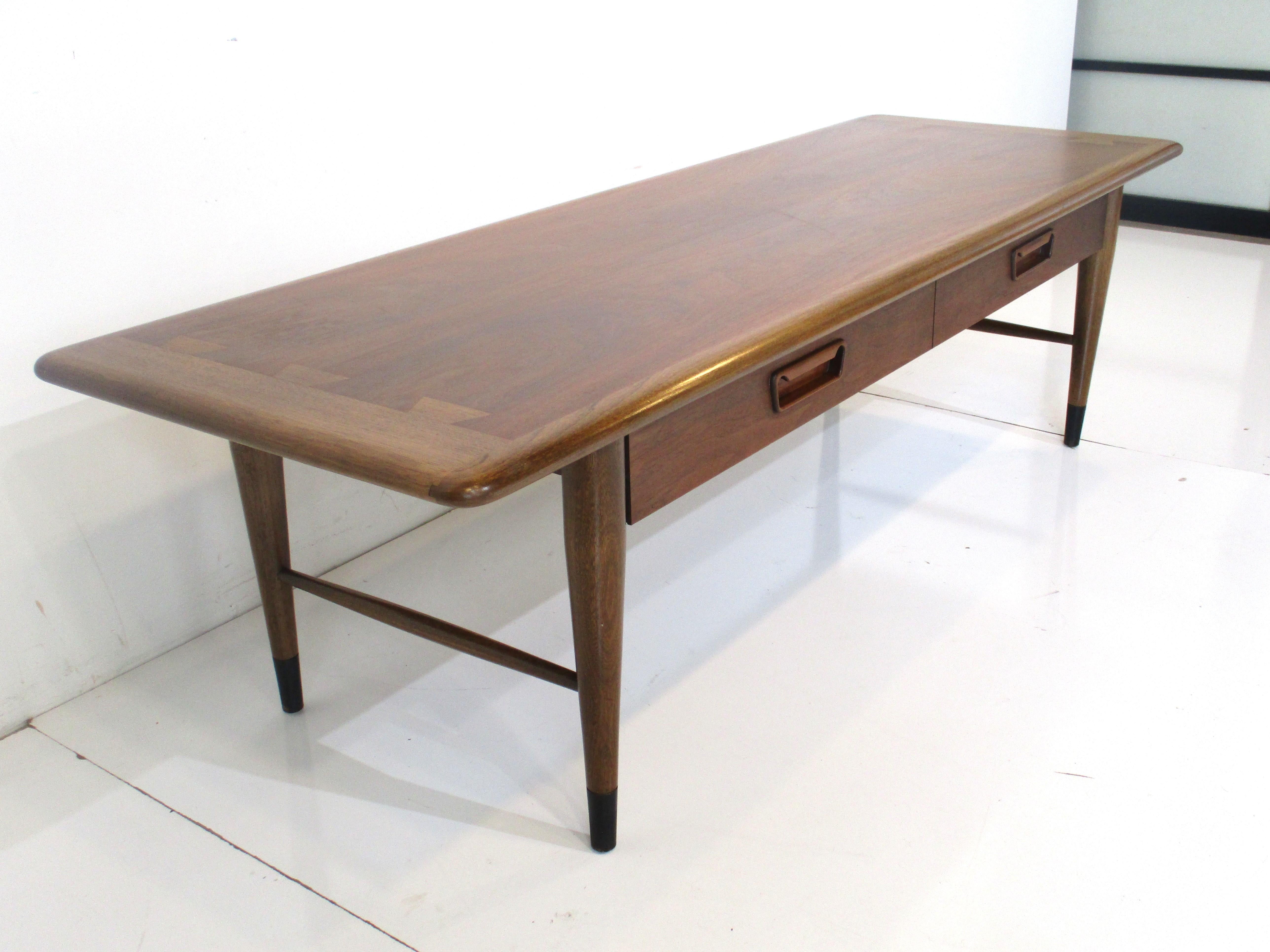 Walnut Acclaim Lane Dovetail Coffee Table with Drawer by Andre Bus