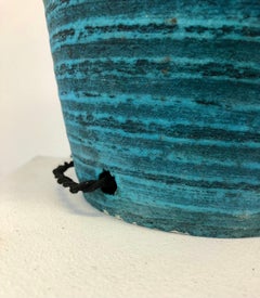 Accolay 1960 Lampe en céramique gauloise bleue du milieu du siècle