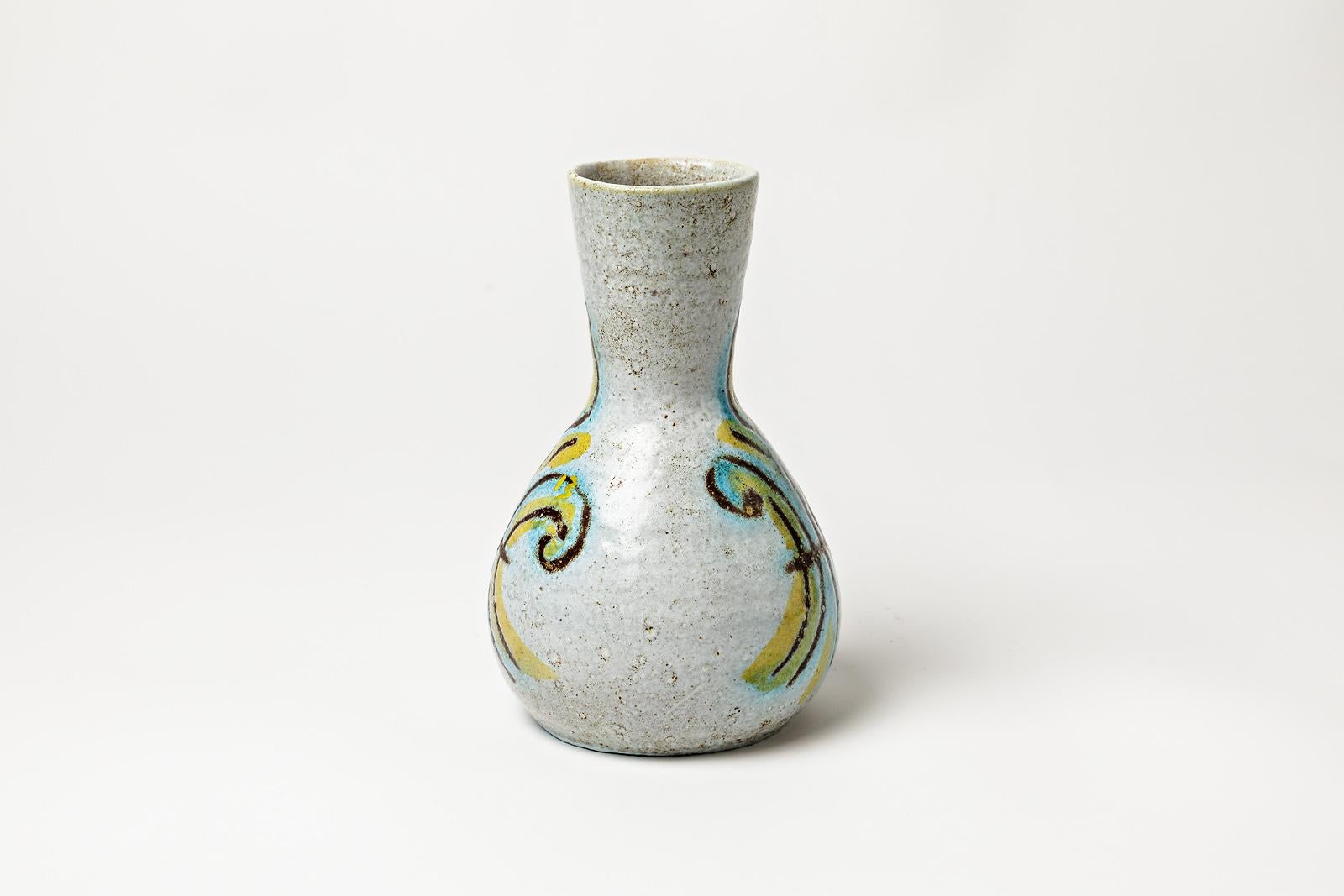 Accolay Mid-20th Century French Ceramic Flower Vase White Pottery Color In Excellent Condition For Sale In Neuilly-en- sancerre, FR