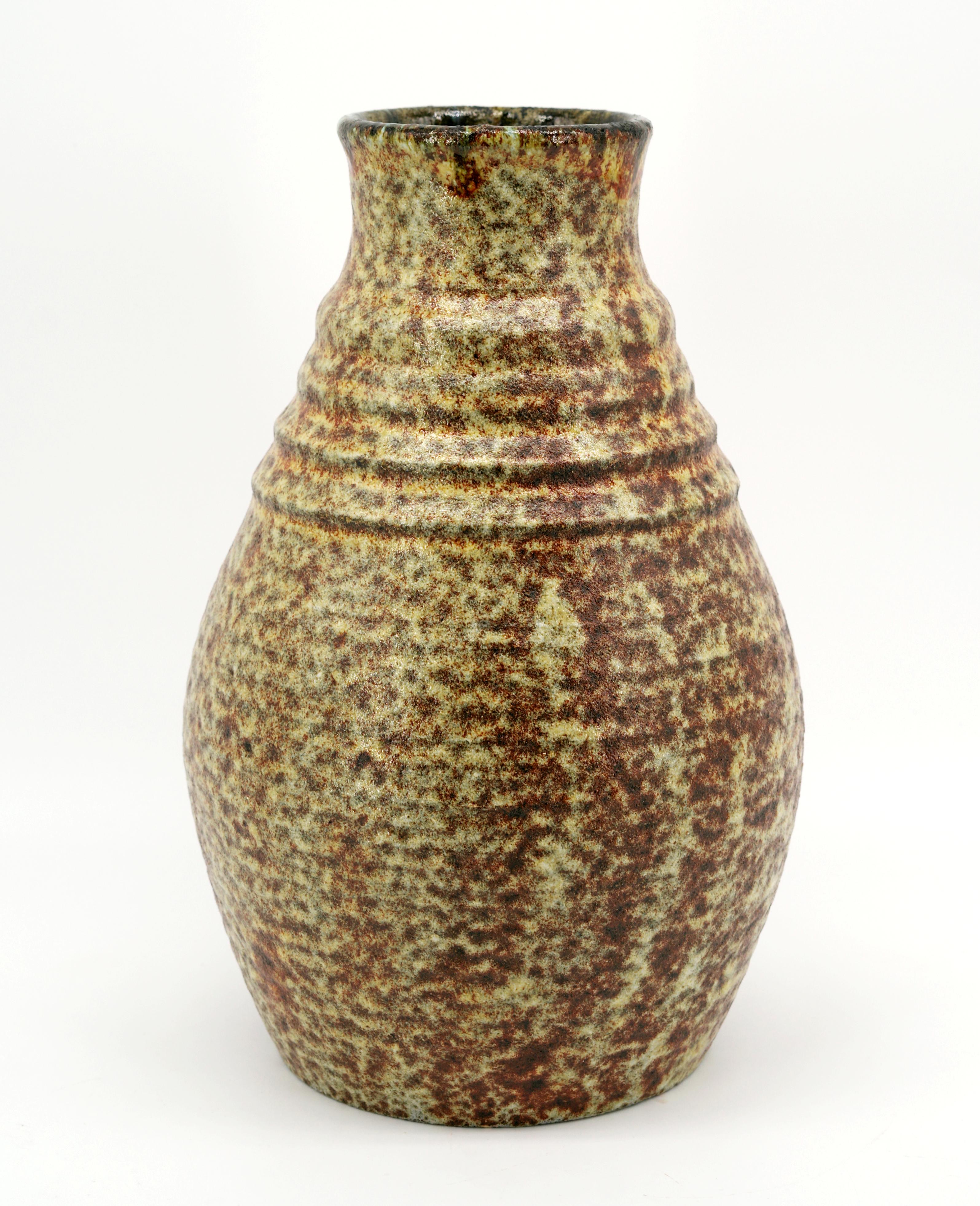 Vaso in gres Accolay del Medioevo, anni '50 In condizioni ottime in vendita a Saint-Amans-des-Cots, FR