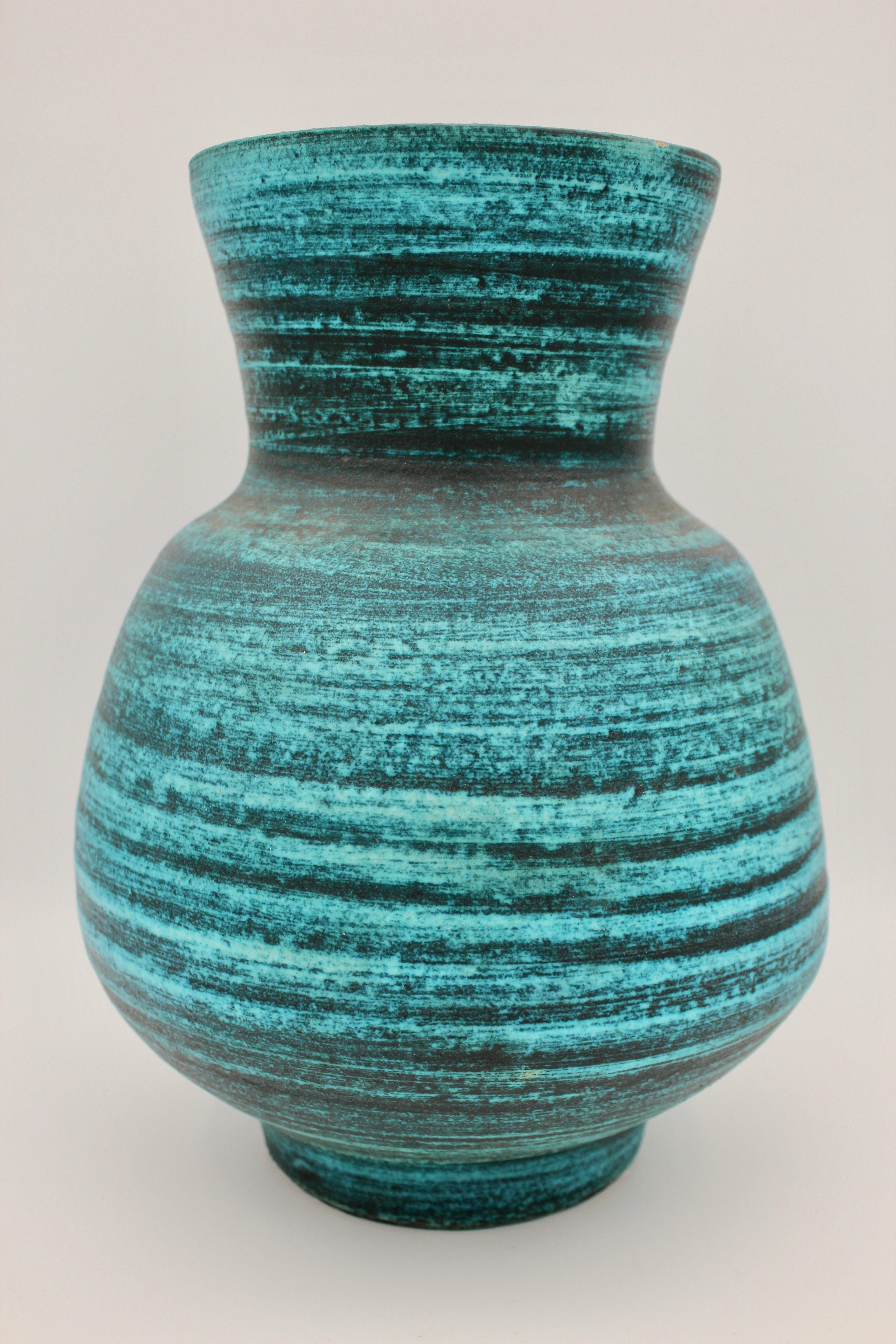 Accolay vase, circa 1960 with printed and striated blue decorations typical of Accolay Potteries.