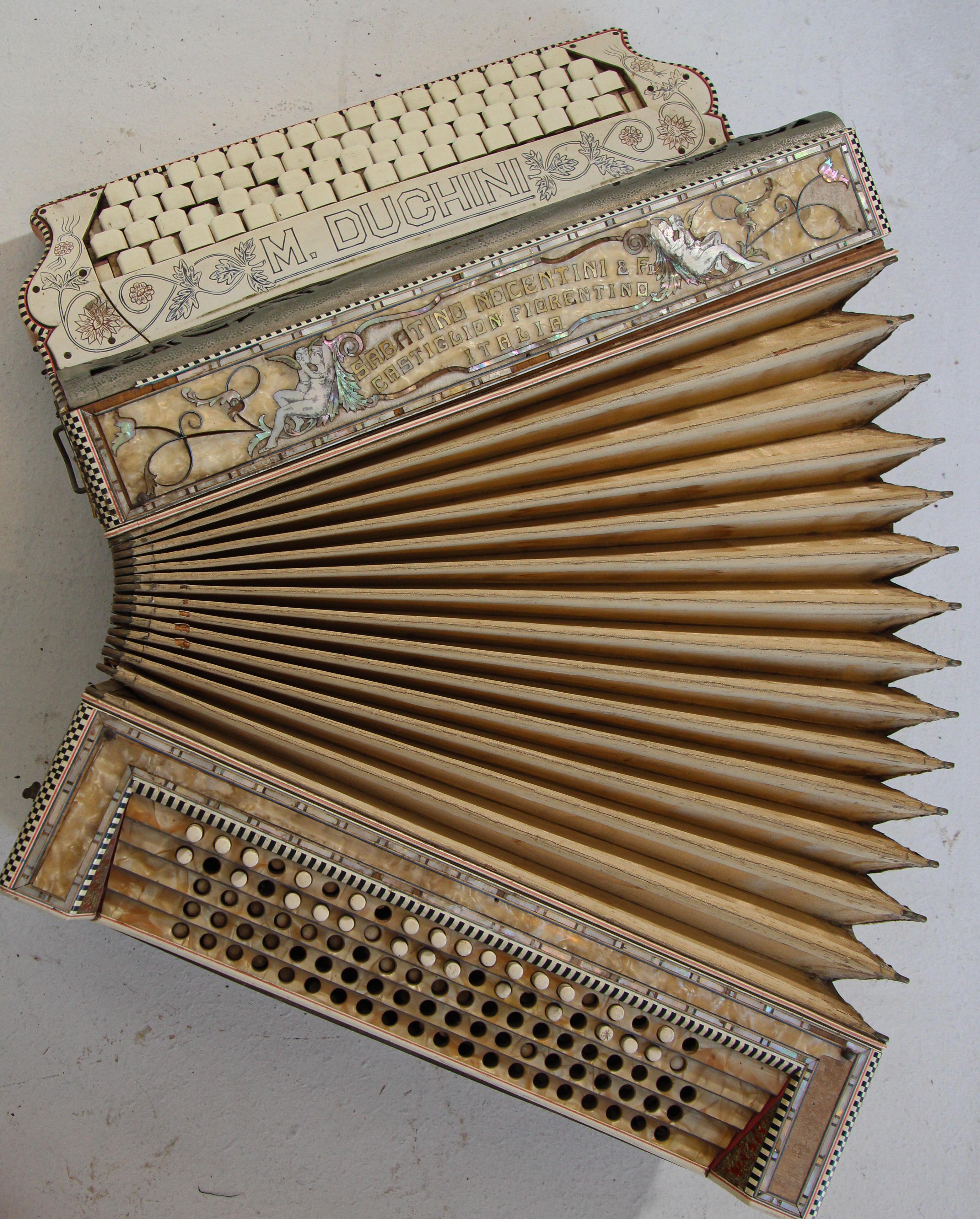 Accordion by Sabatino Nocentini & Figli Made in Florence, Italy For Sale 3