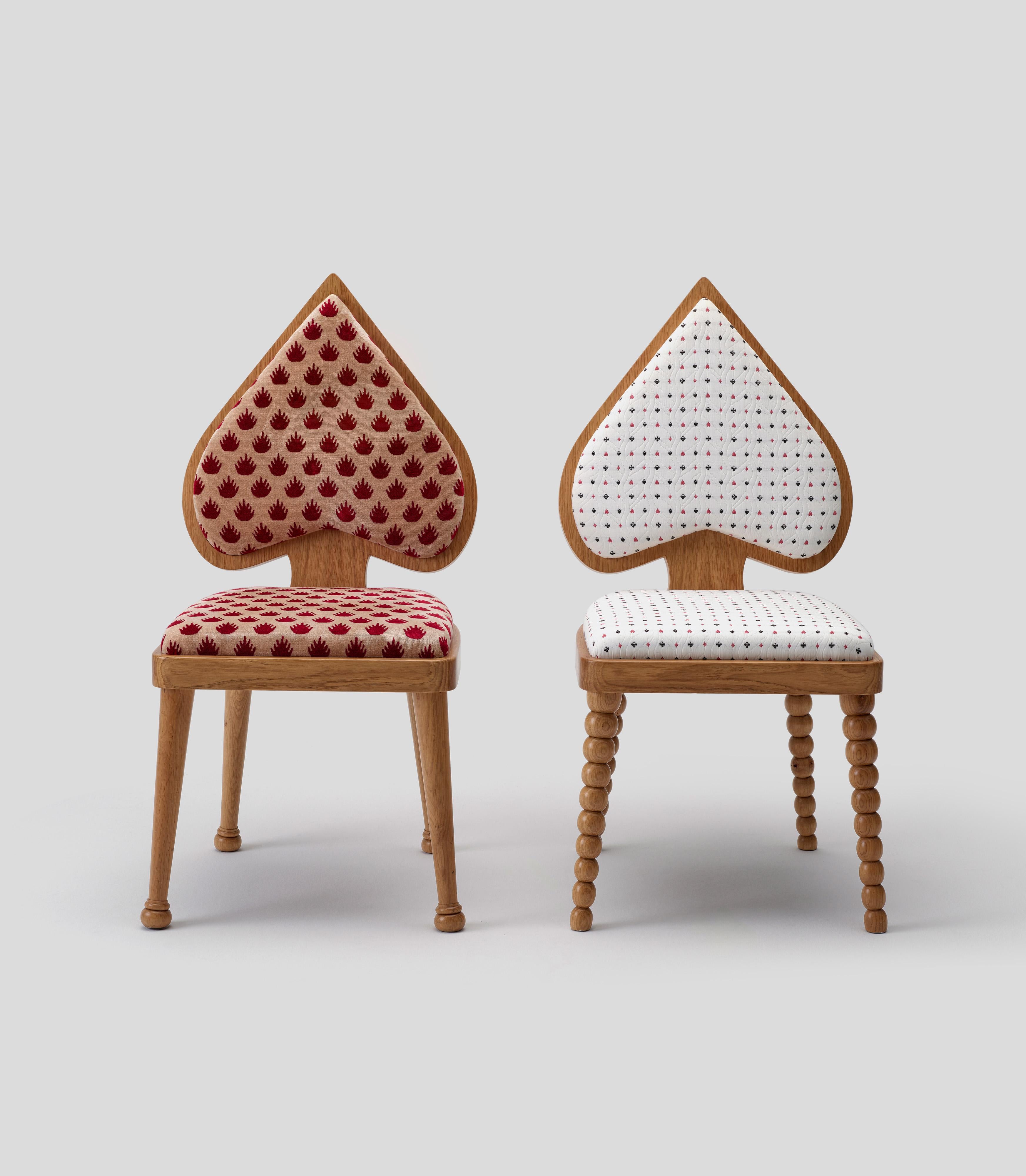 Chaise Ace blanche de Merve Kahraman, chêne et tissu blanc pour jouer aux cartes en vente 5
