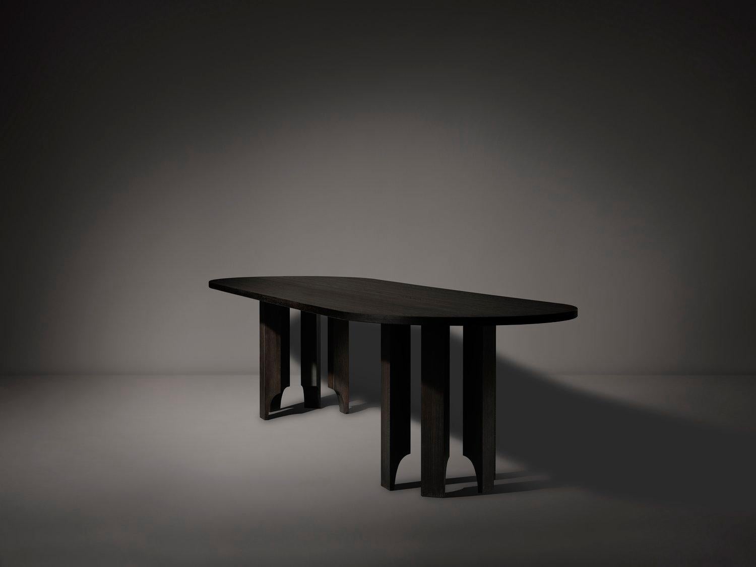 Table de salle à manger ovale Acer 240 Capsule en Oak Oak européen par Mokko Amsterdam en vente 1