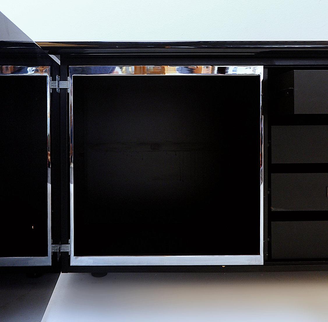 Credenza laccata nera Acerbis - Serie Sheraton anni '80 5