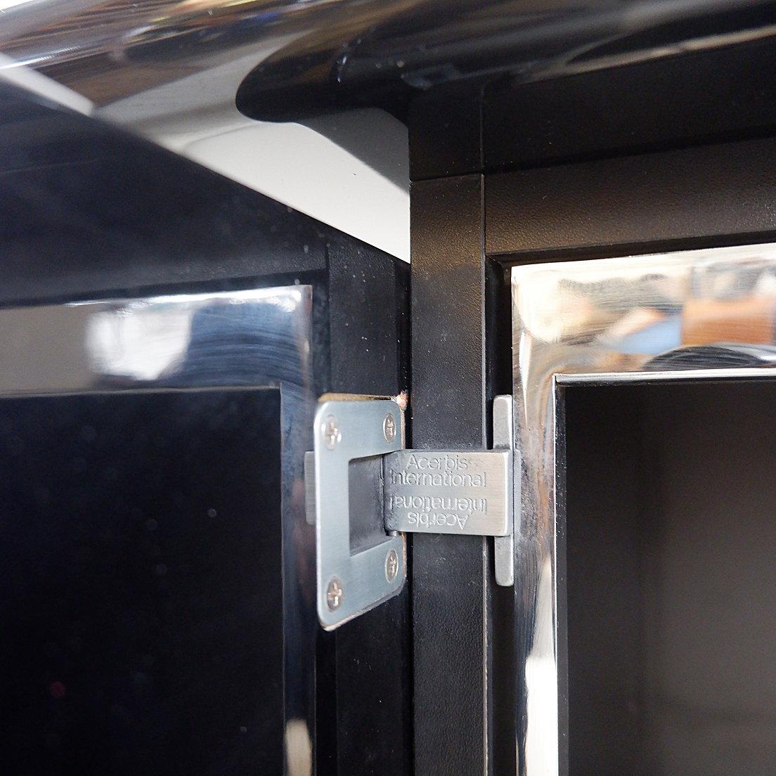 Credenza laccata nera Acerbis - Serie Sheraton anni '80 7