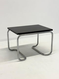 Tavolo da pranzo Acerbis con piano in rovere nero di Giotto Stoppino