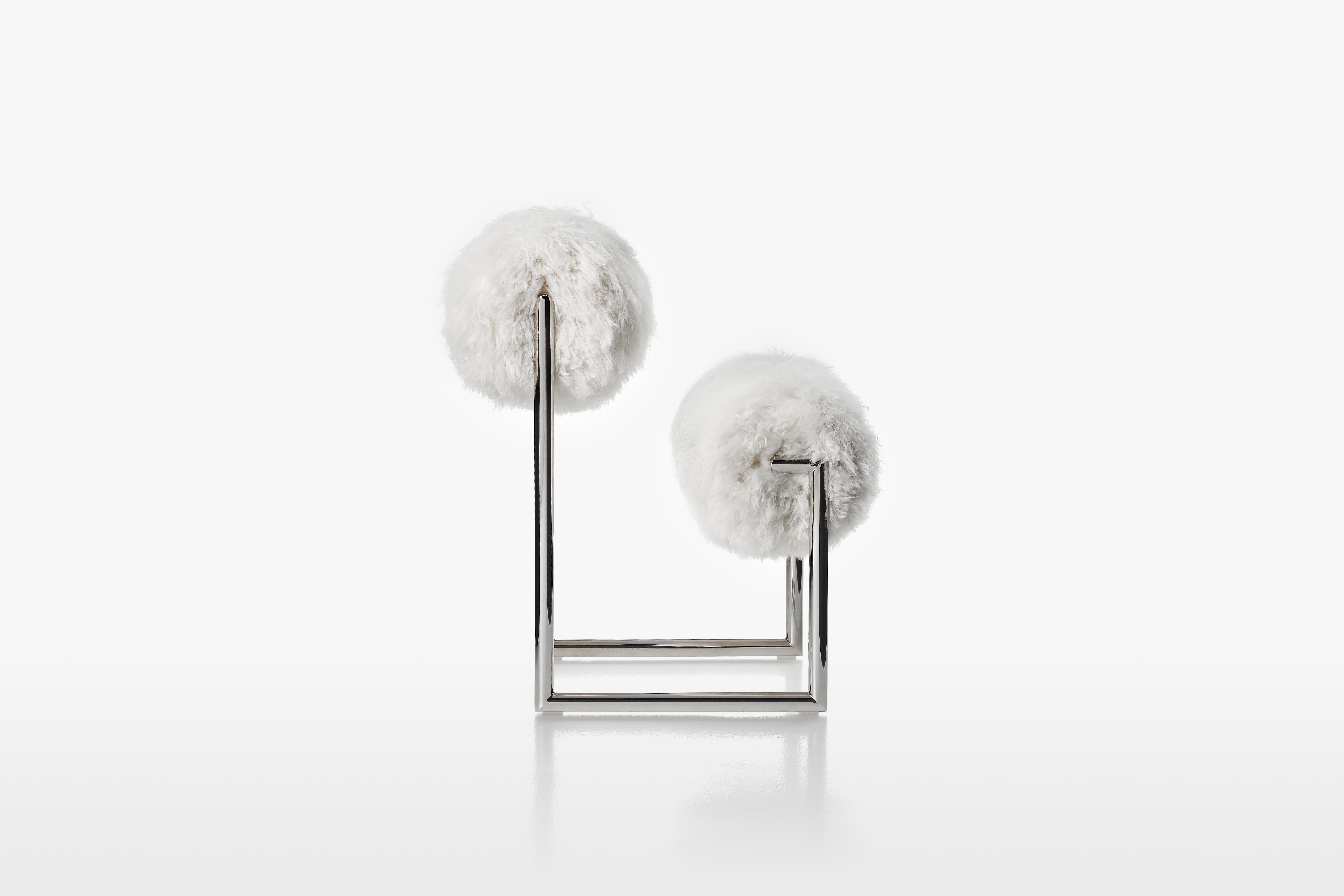 Silla de salón Acerbis Due Più con piel de cabra de Mongolia by Nanda Vigo Siglo XXI y contemporáneo en venta