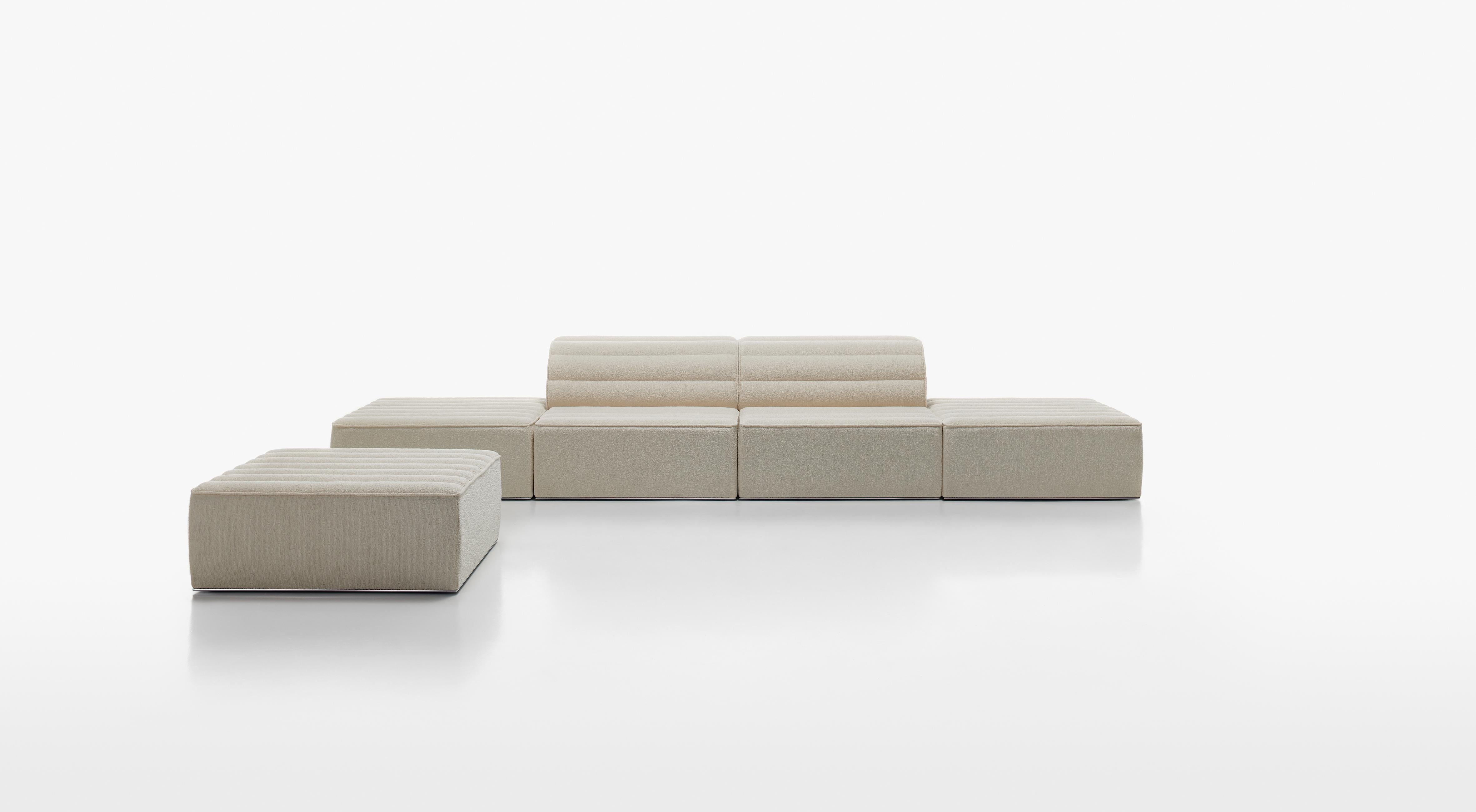 In 1973, Claudio Salocchi designed Free System: a system of padded furniture deriving from the concept of “operated flooring”, or tatami, where the padded units could be placed freely side by side. With its completely modular and sectional