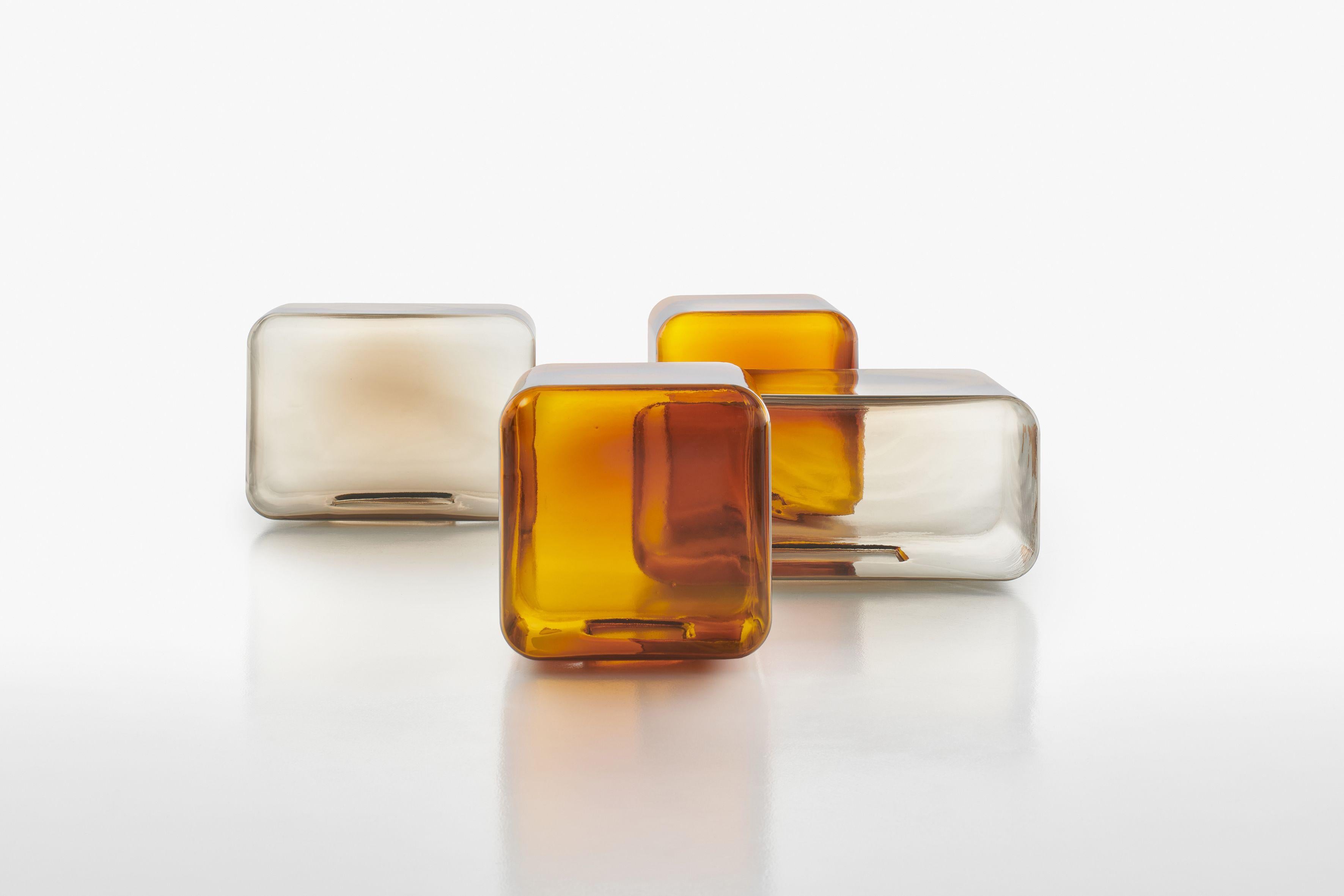 Acerbis LOKUM Couchtisch in Rauchgrau von Sabine Marcelis im Angebot 1