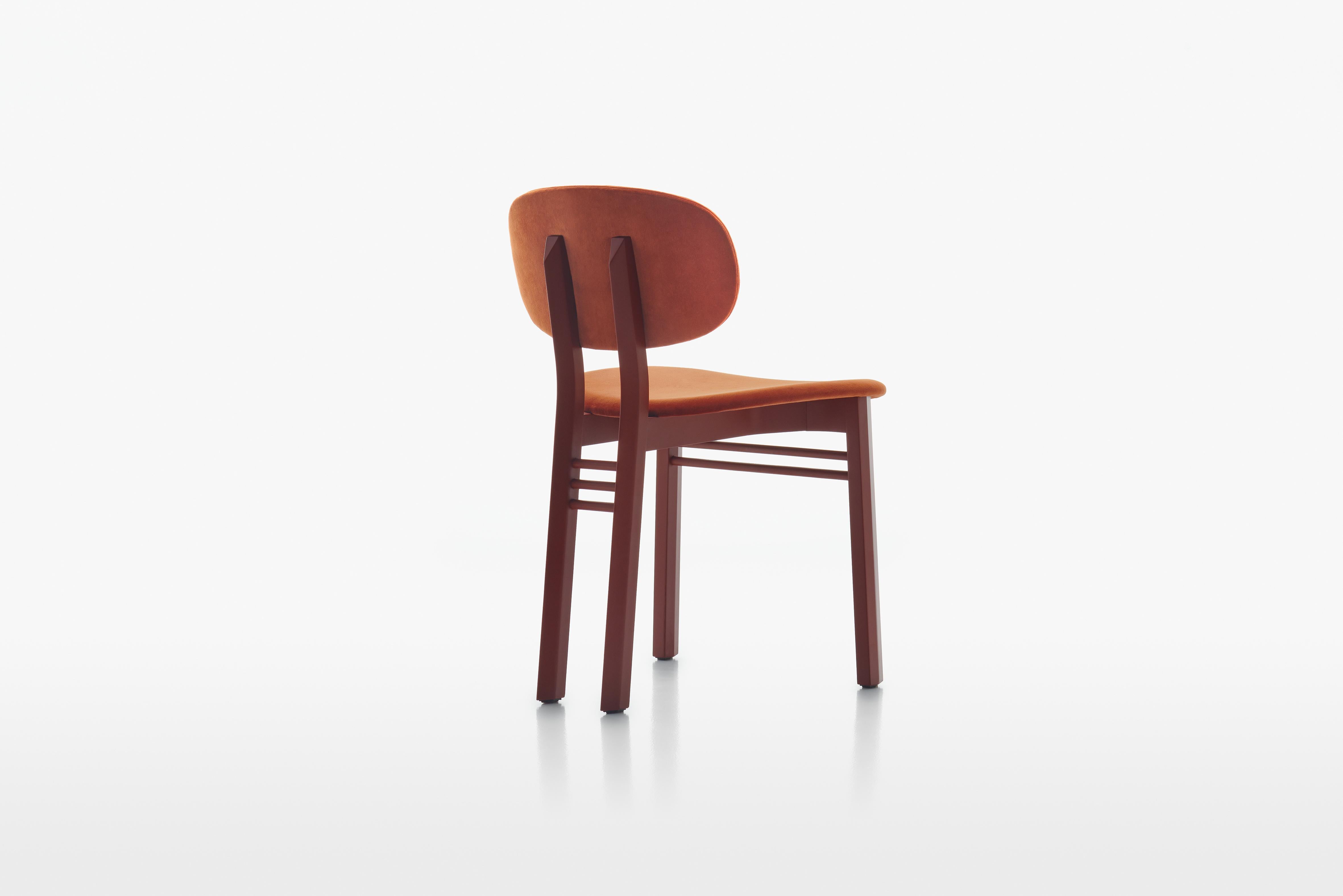 Acerbis Med Chair avec assise tapissée en blanc et structure en frêne teinté en noir en vente 5