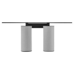 Kleiner quadratischer Acerbis Serenissimo Tisch aus schwarzem Gussglas mit weißem Sockel