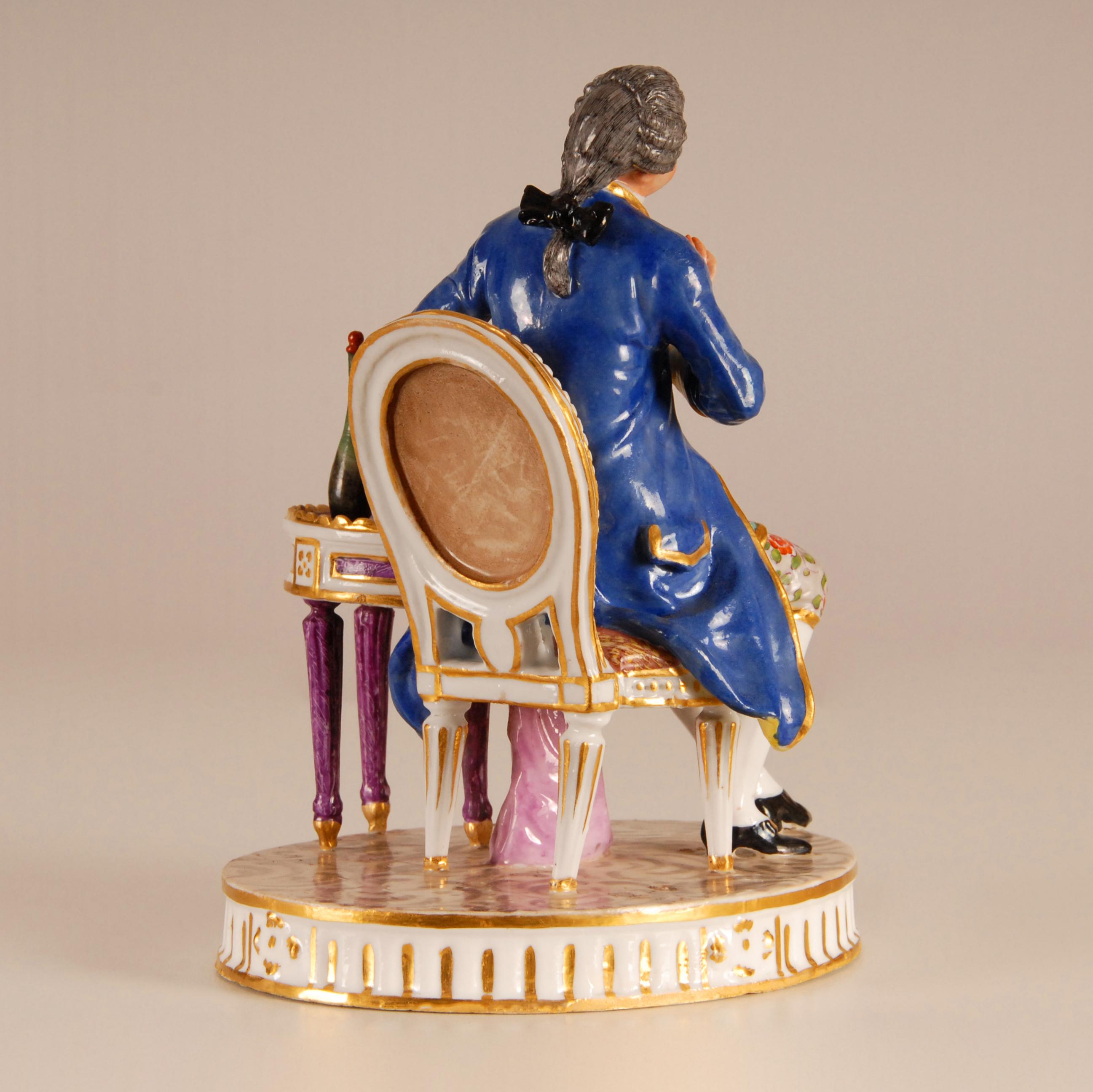 Français Figurine en porcelaine Achille Bloch Figurine Groupe figuratif français Nobleman 19ème siècle en vente