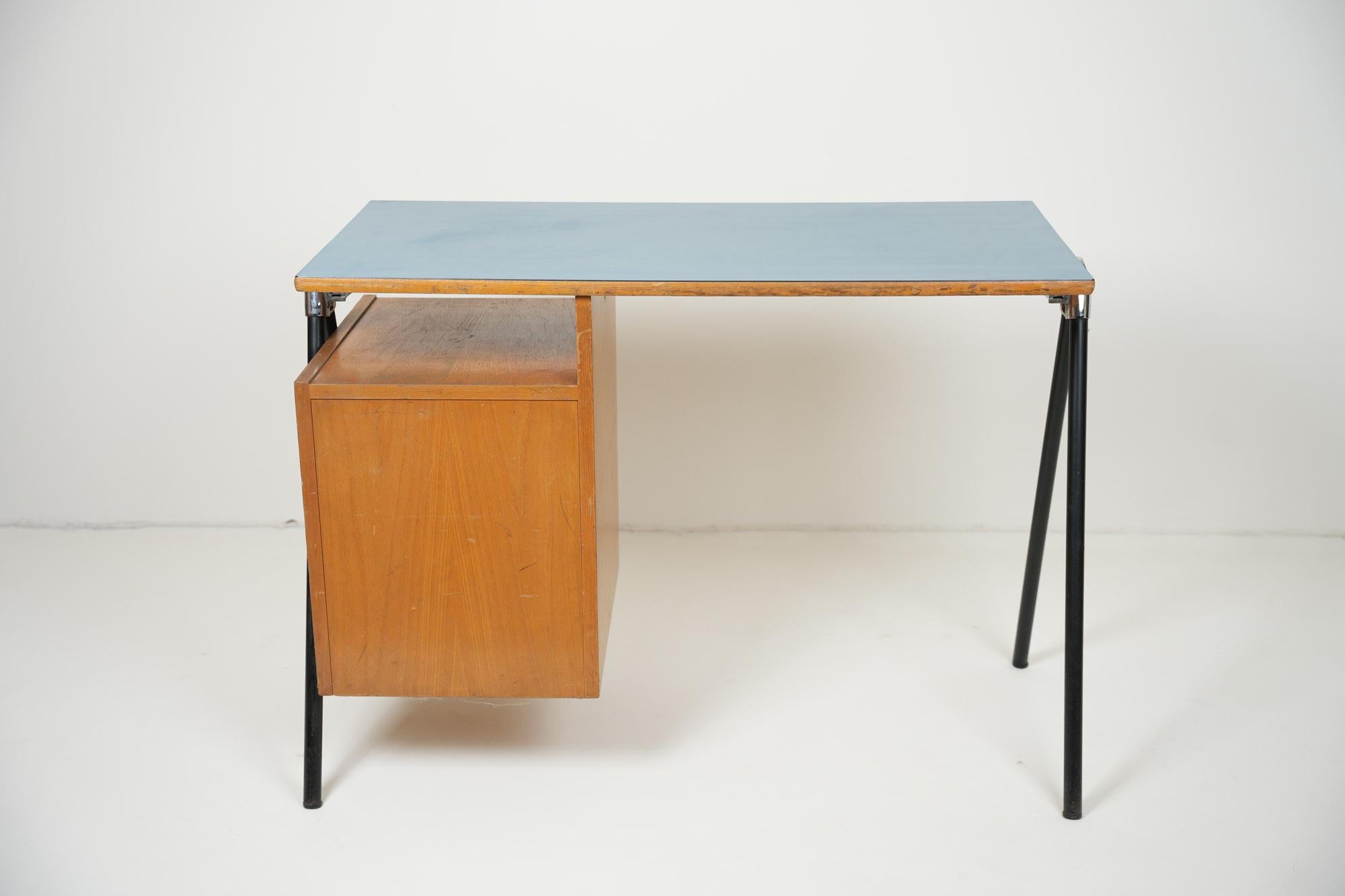 Achille Castiglioni and Luigi Caccia Desk for Palini Italy 1960s For Sale 5